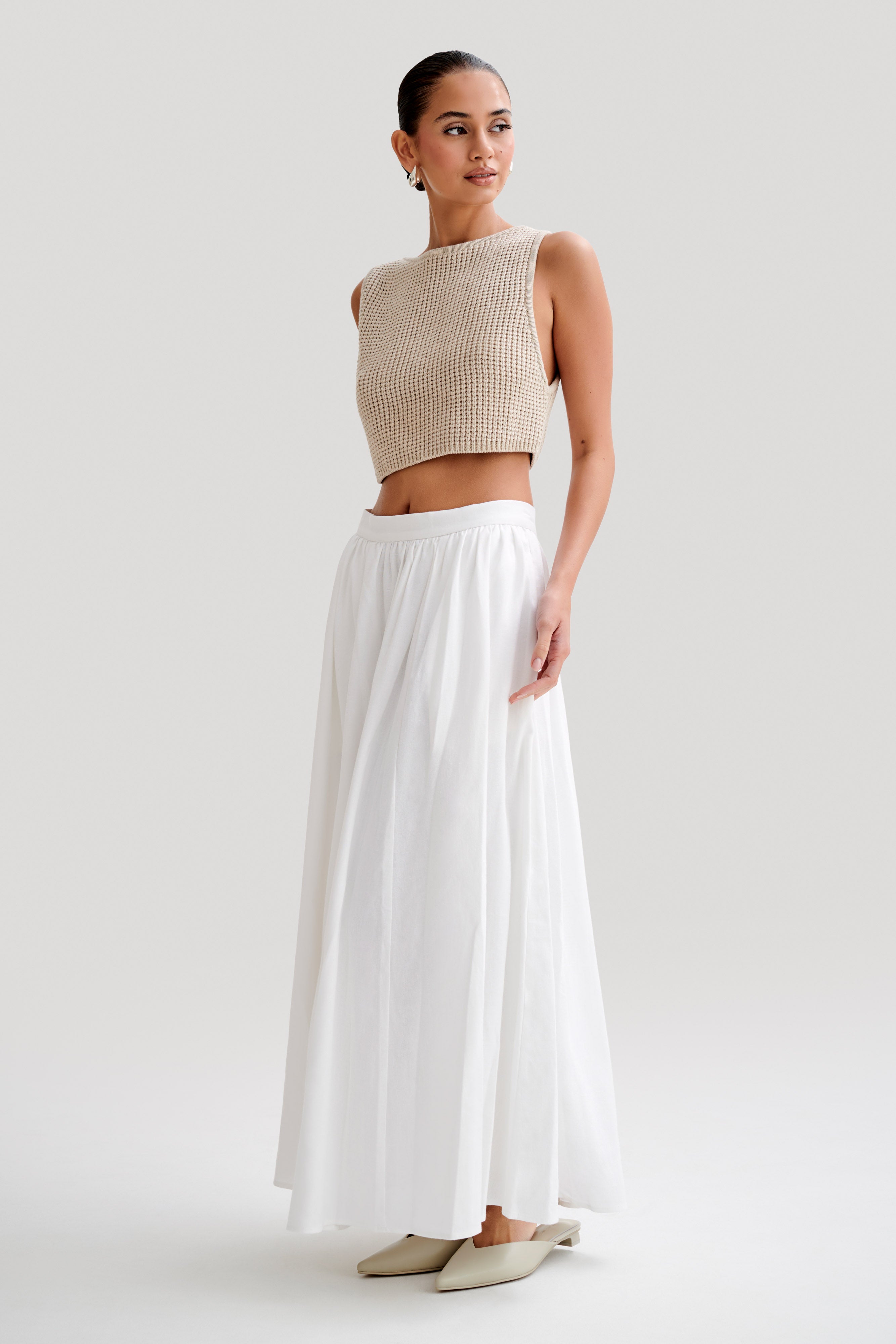 Clarence Linen A-Line Maxi Skirt in White – Chic&Drifts