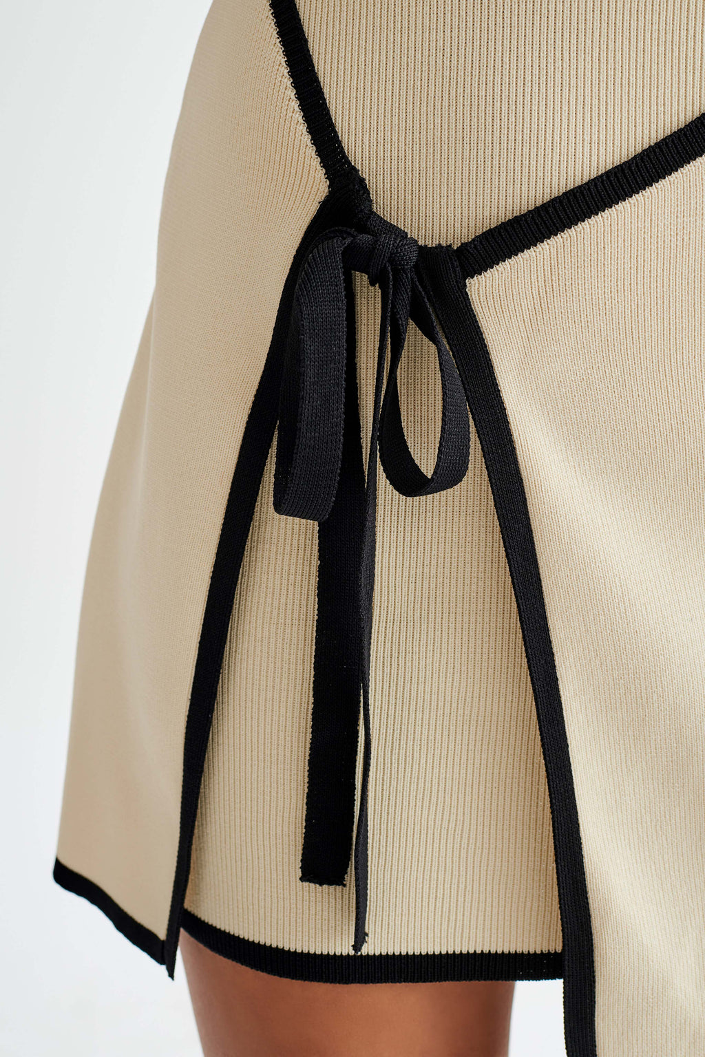 Rian Strapless Knit Mini Dress in Cream – Chic&Drifts
