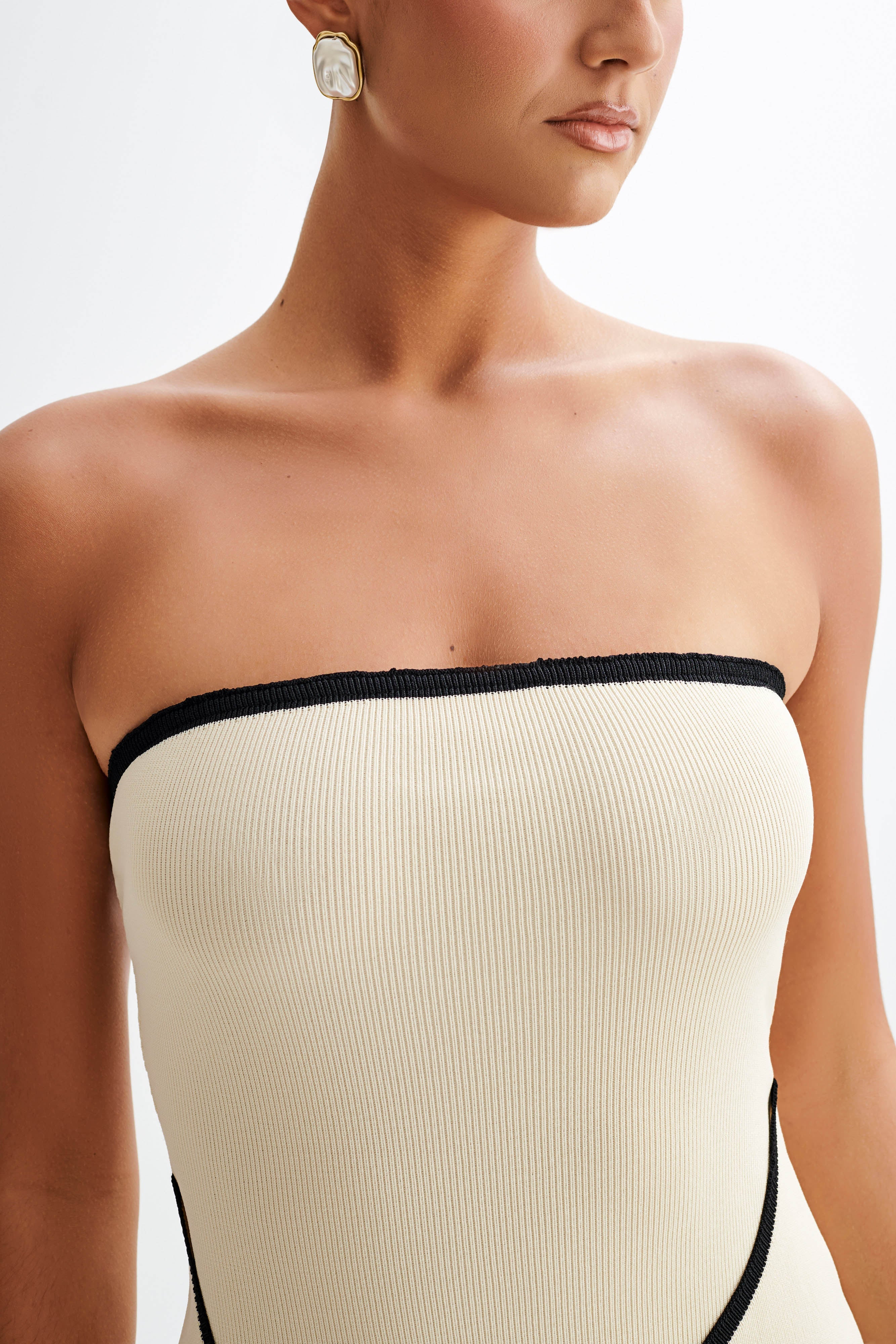 Rian Strapless Knit Mini Dress in Cream – Chic&Drifts