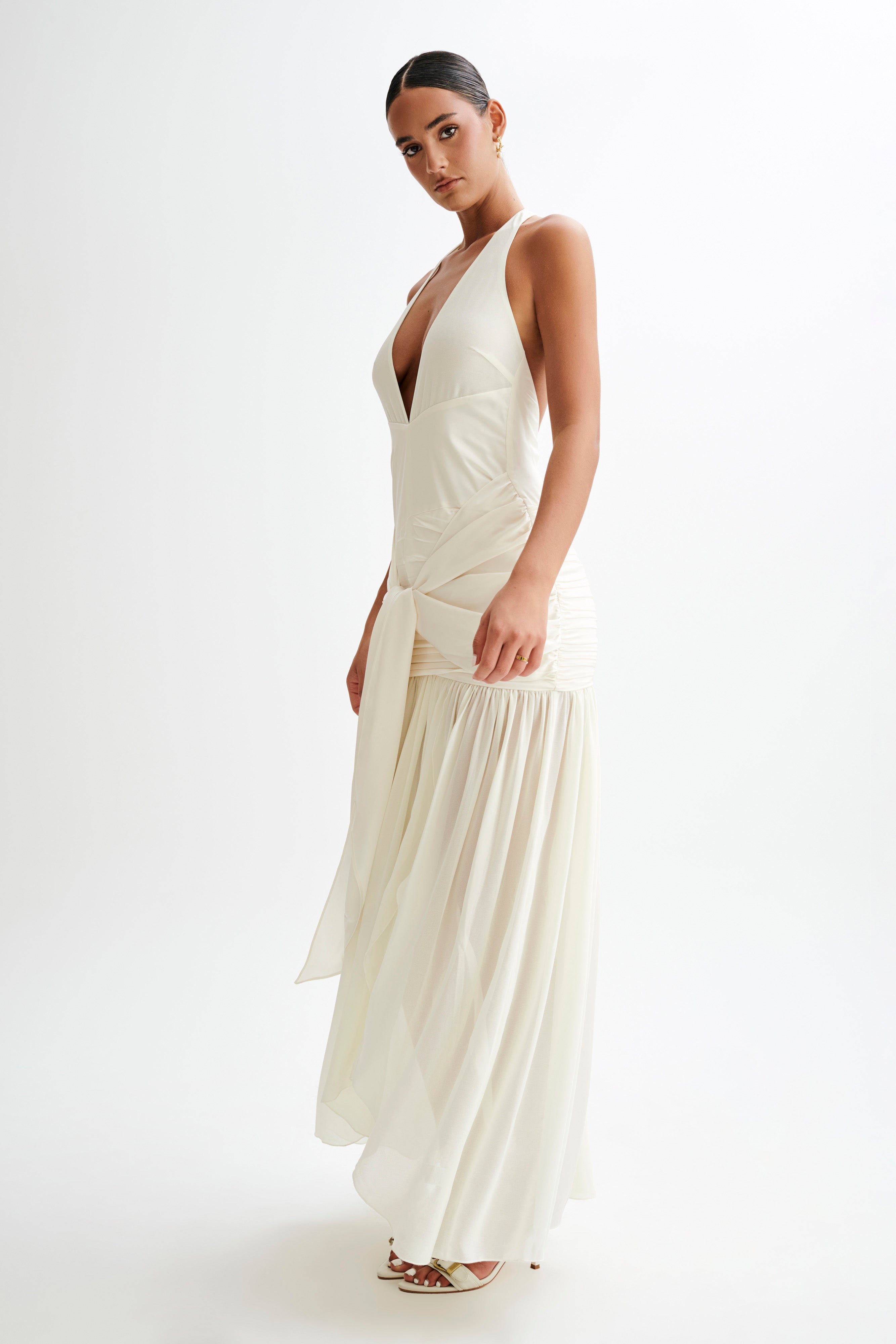 Graziana Satin Chiffon Plunge Maxi Dress in Ivory – Chic&Drifts