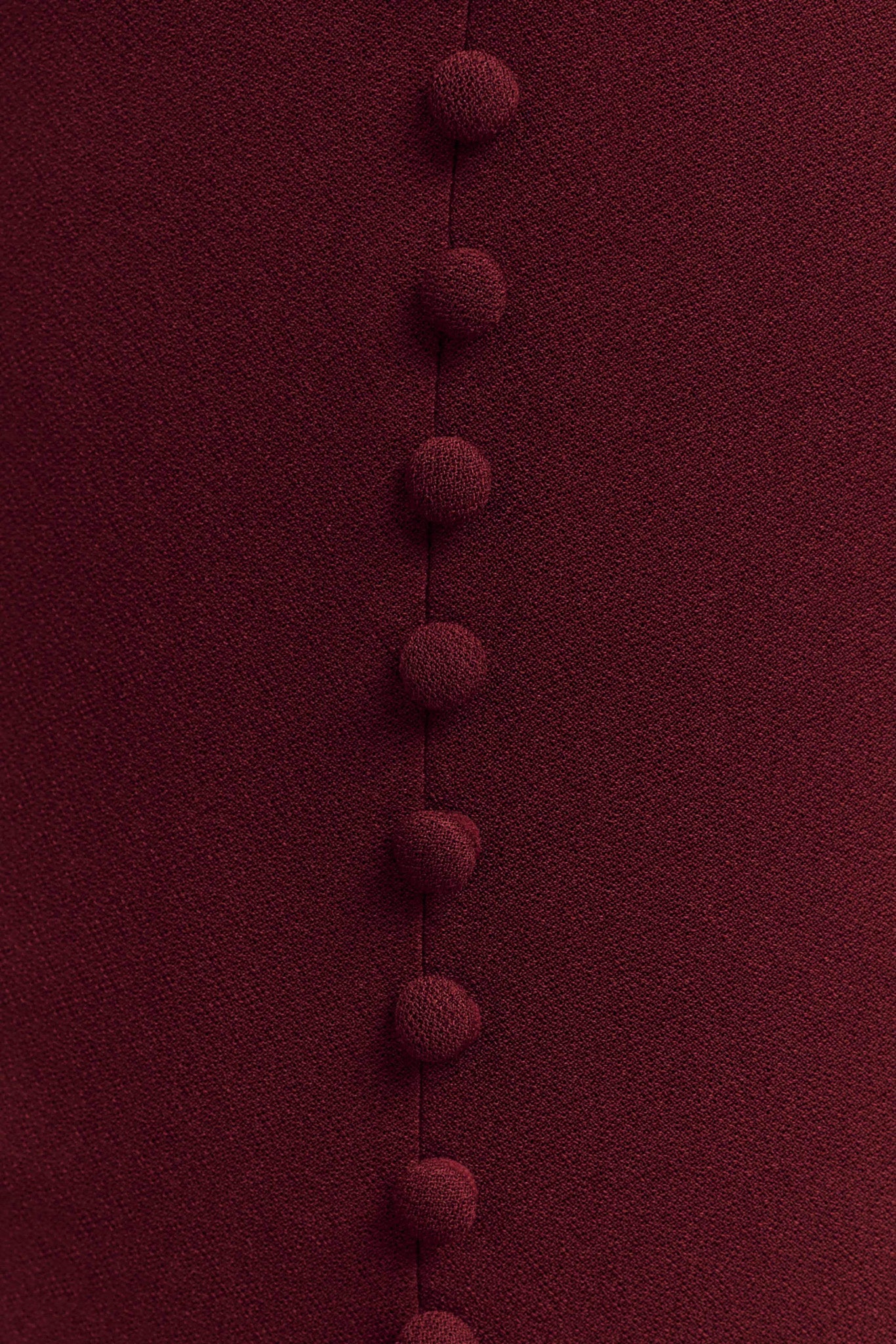 Annita Crepe Halter Midi Dress in Merlot – Chic&Drifts