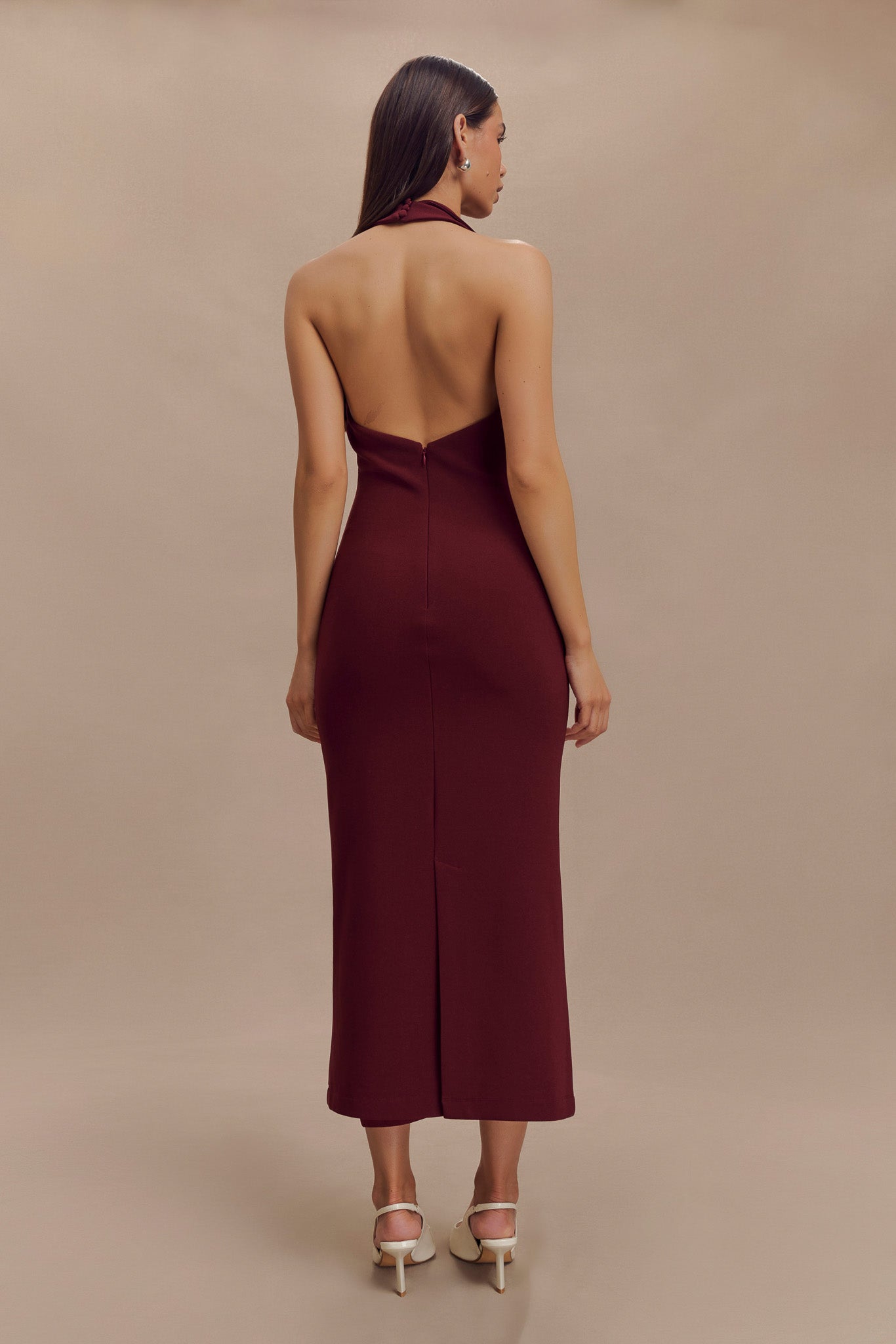 Annita Crepe Halter Midi Dress in Merlot – Chic&Drifts