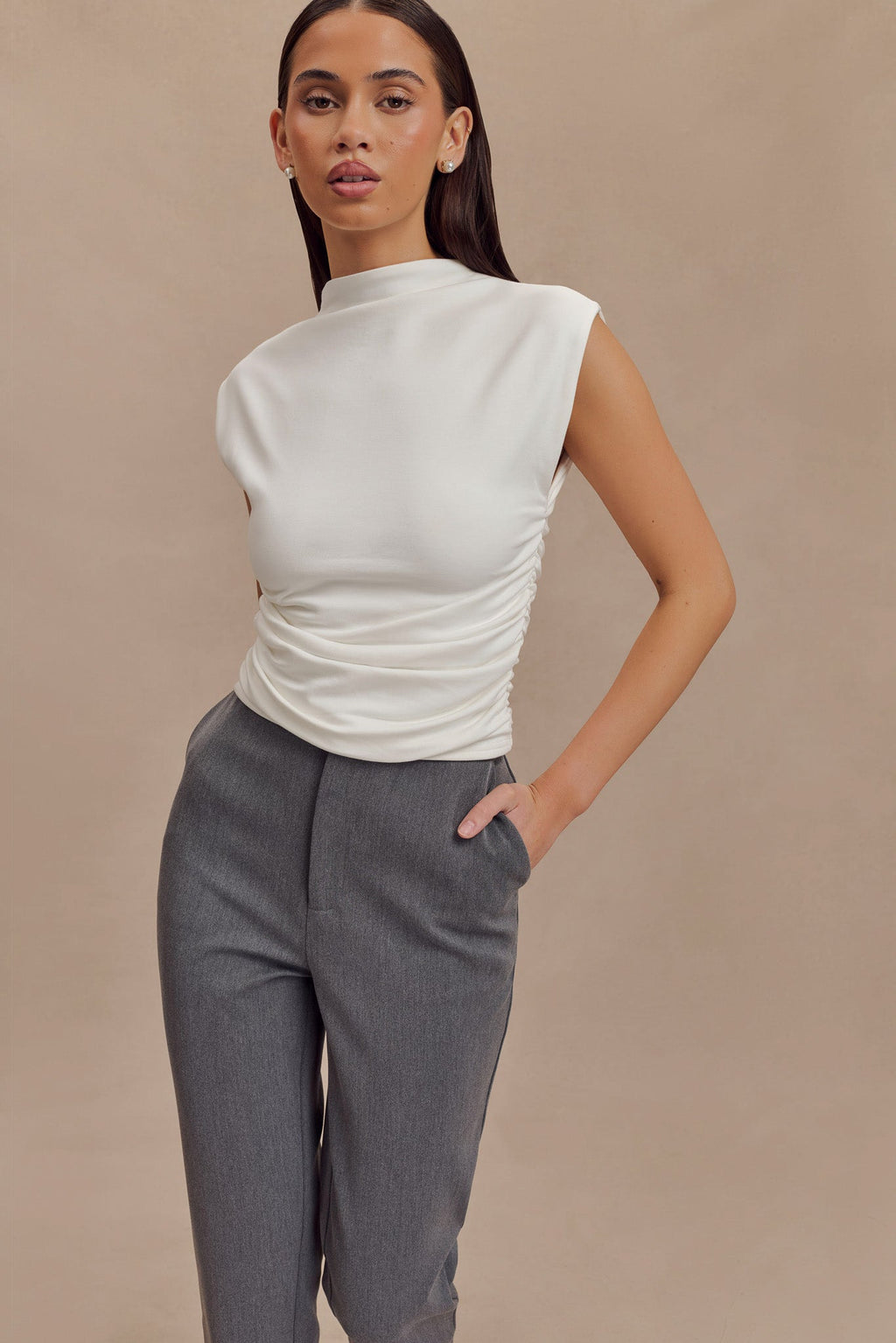 Ellia High Neck Sleeveless Top in White – Chic&Drifts