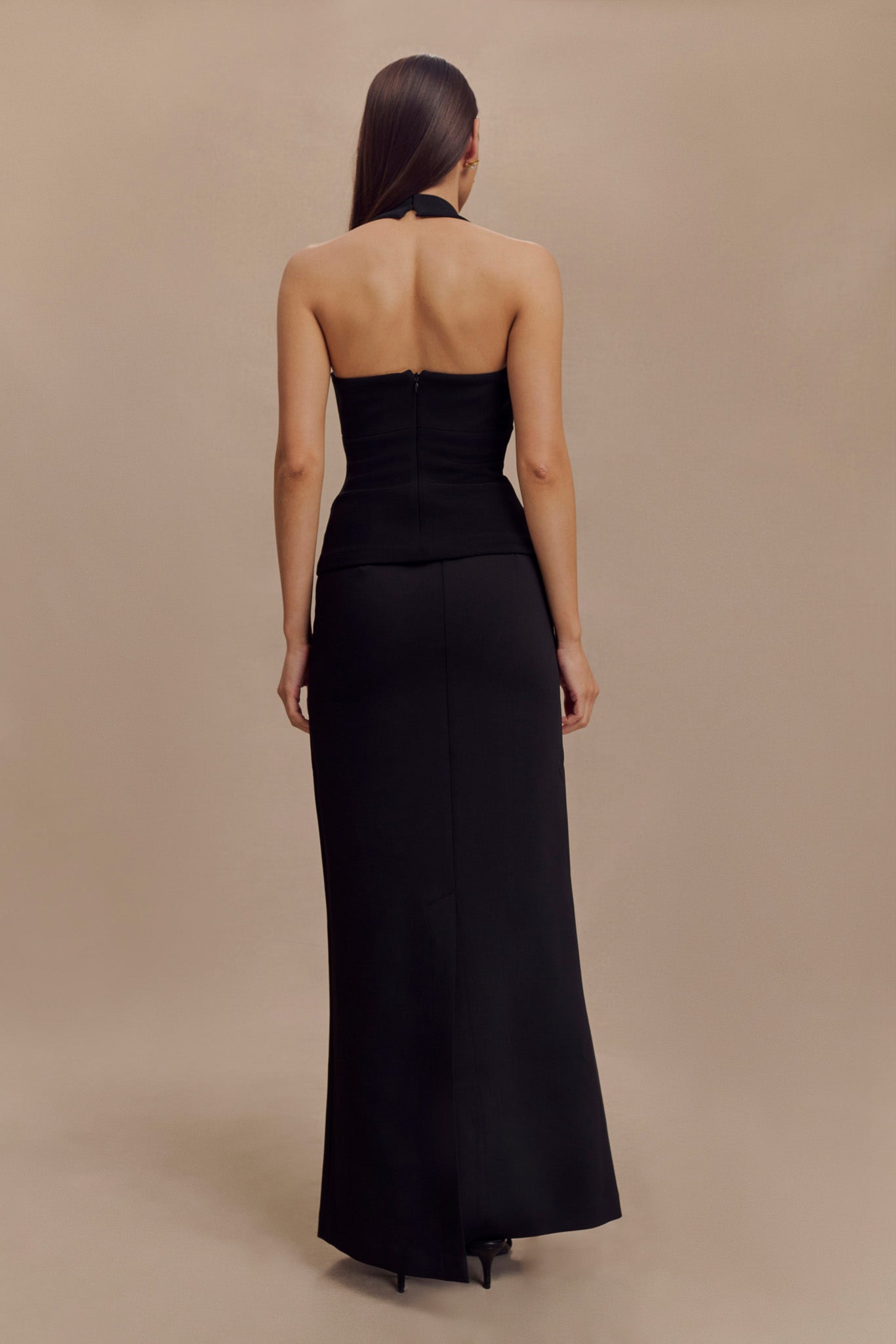 Amelita Suiting Halter Top in Black – Chic&Drifts