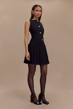 Mackenzie Sleeveless Pleated Mini Dress in Black – Chic&Drifts