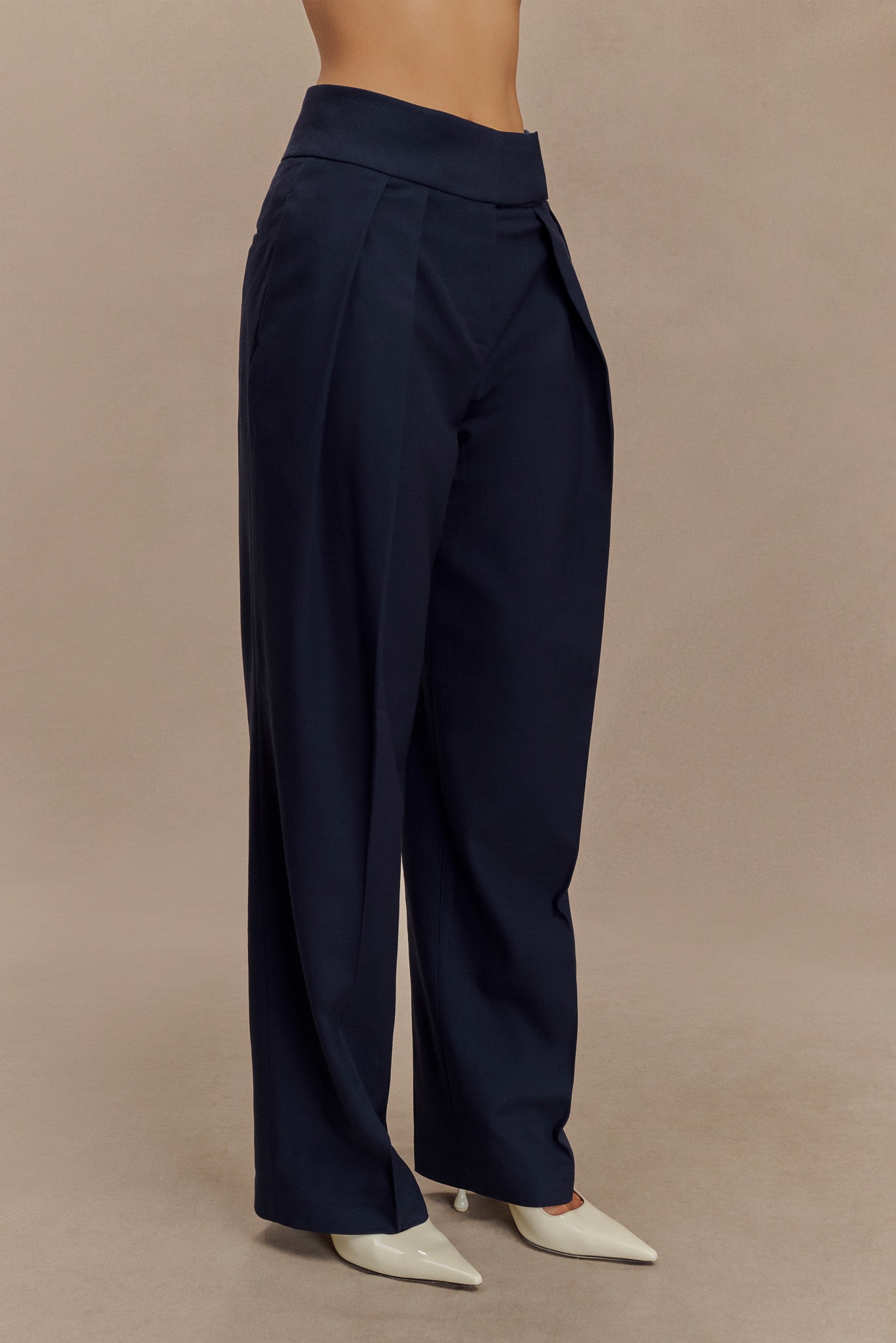 Penelope Pleated High Waisted Pants in Dark Navy – Chic&Drifts