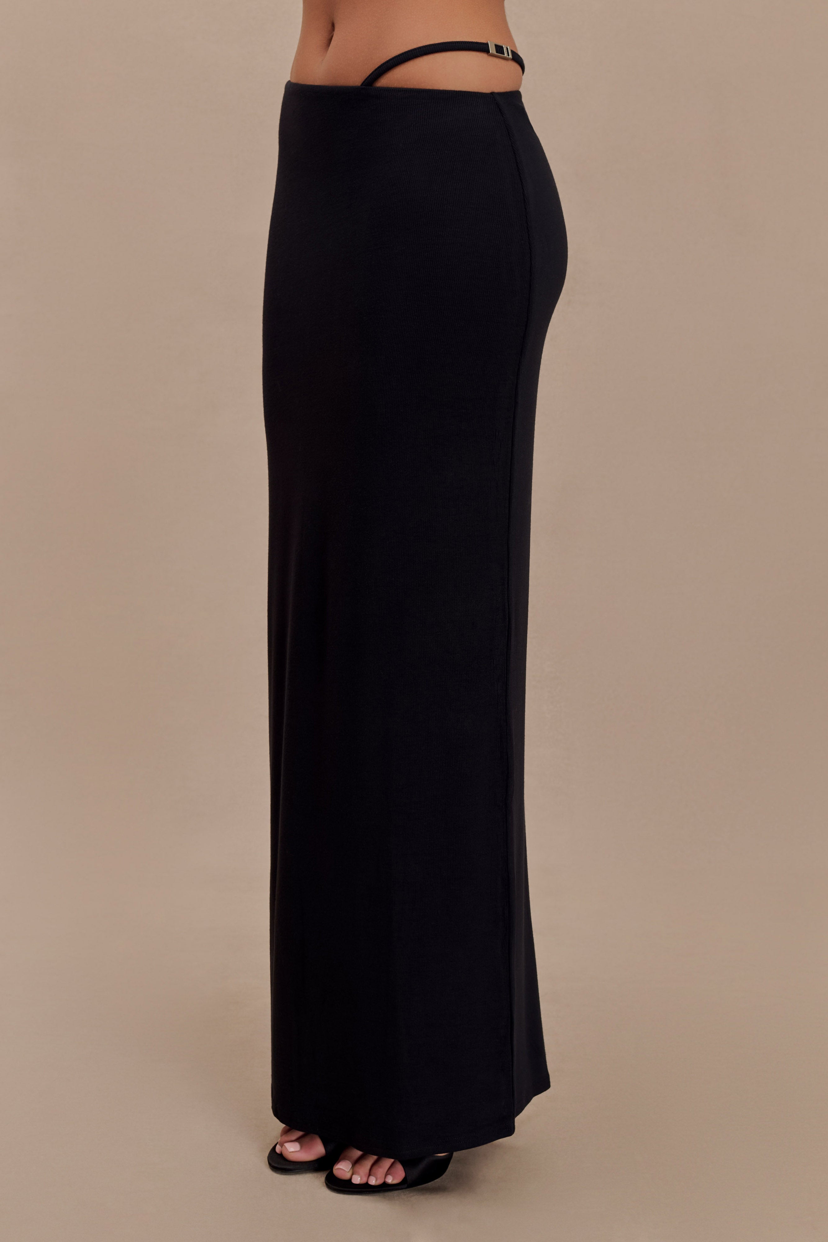 Natalia Modal Buckle Maxi Skirt in Black – Chic&Drifts
