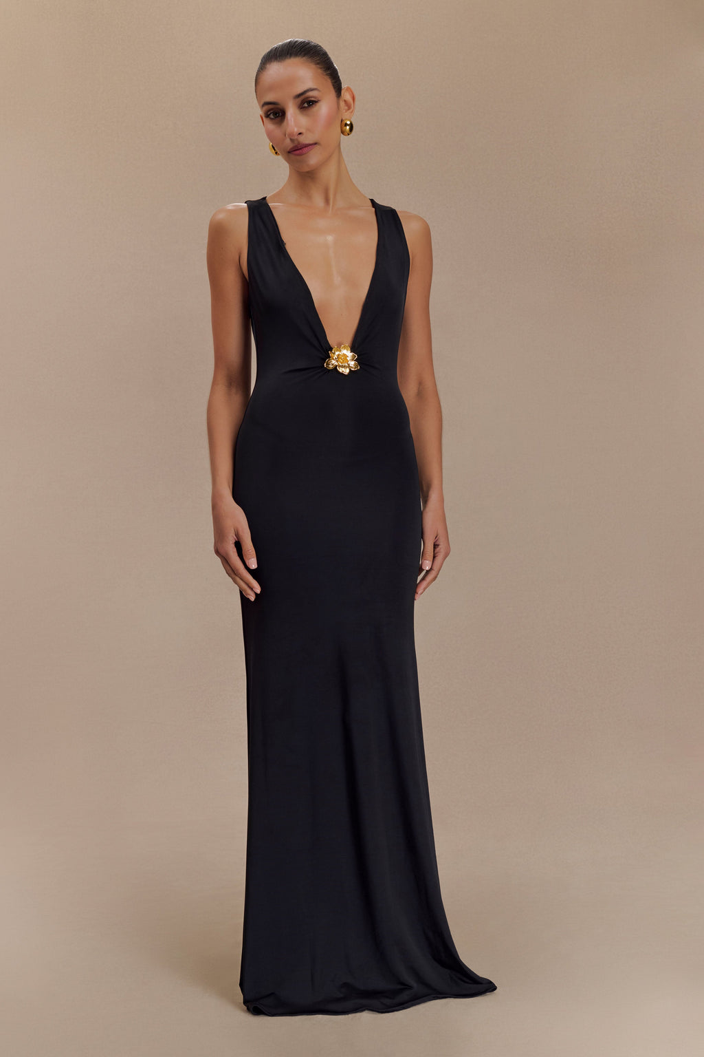 Beck Plunge Maxi Dress With Floral Hardware in Black – Chic&Drifts