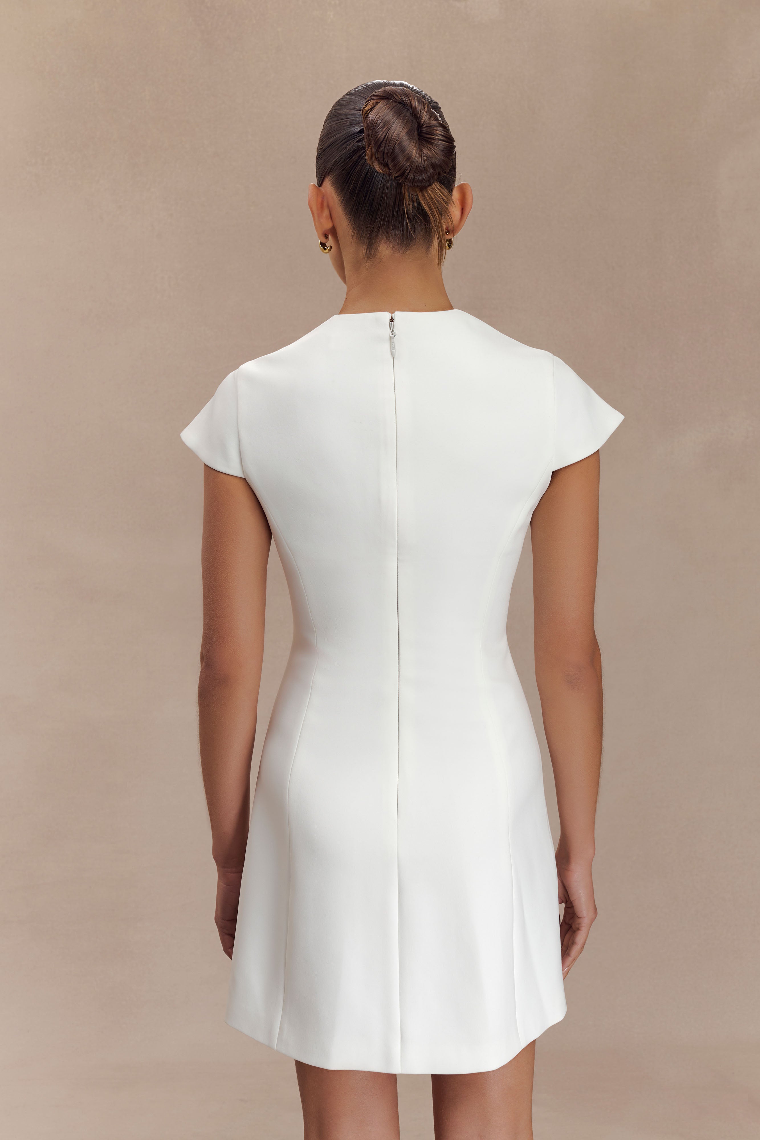 Remi Suiting Mini Dress With Floral Hardware in White – Chic&Drifts