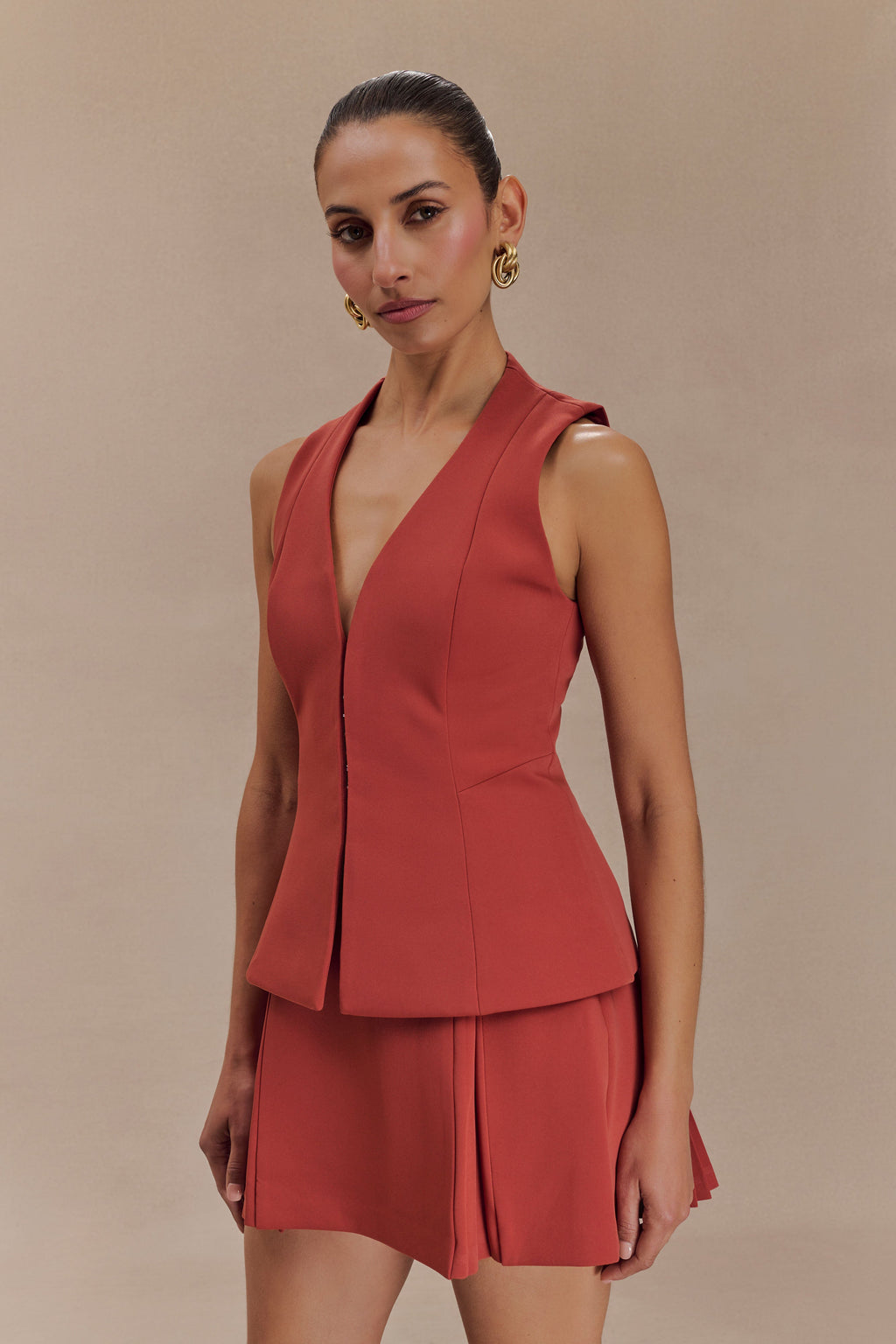 Melinda Structured Vest Top in Chilli – Chic&Drifts