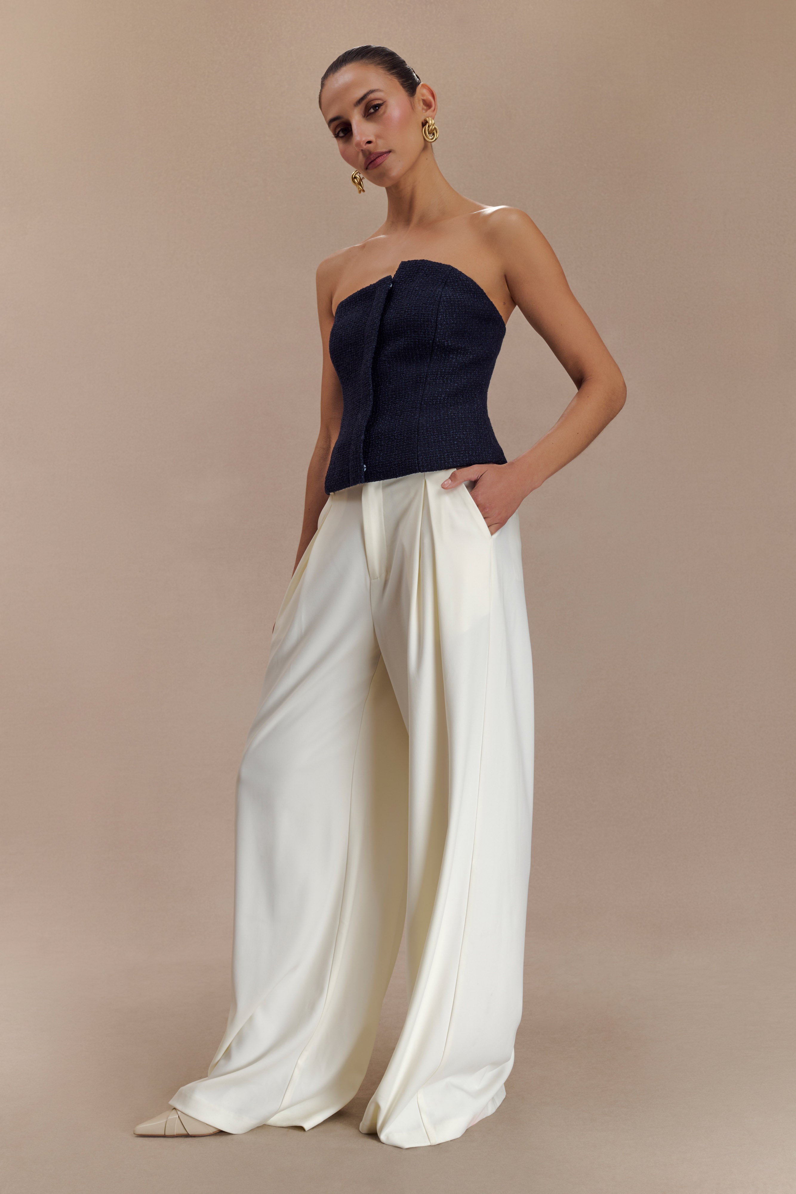 Parker Boucle Strapless Asymmetric Top in Midnight Blue – Chic&Drifts