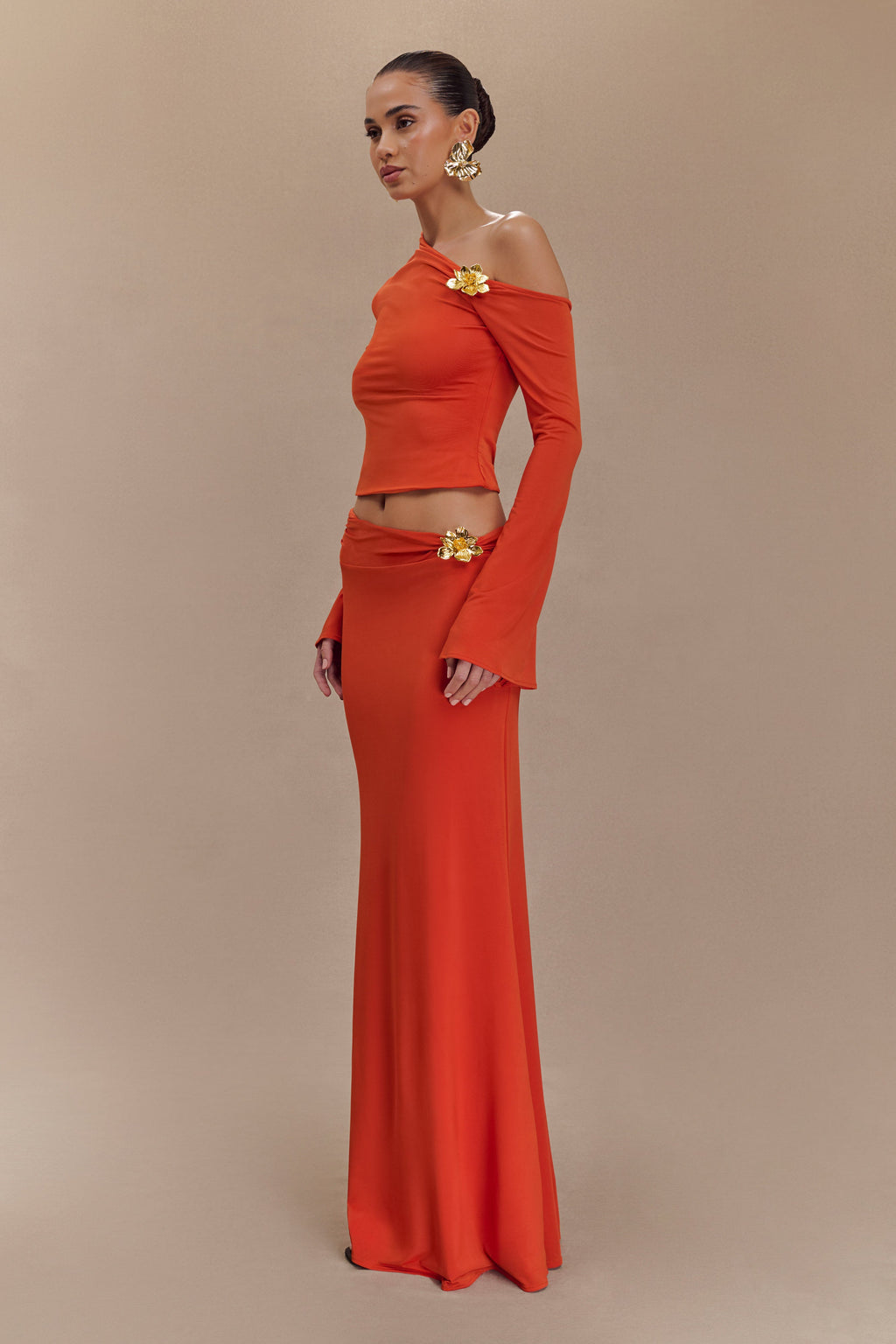 Ainsley Asymmetrical Maxi Skirt With Floral Hardware in Burnt Orange – Chic&Drifts