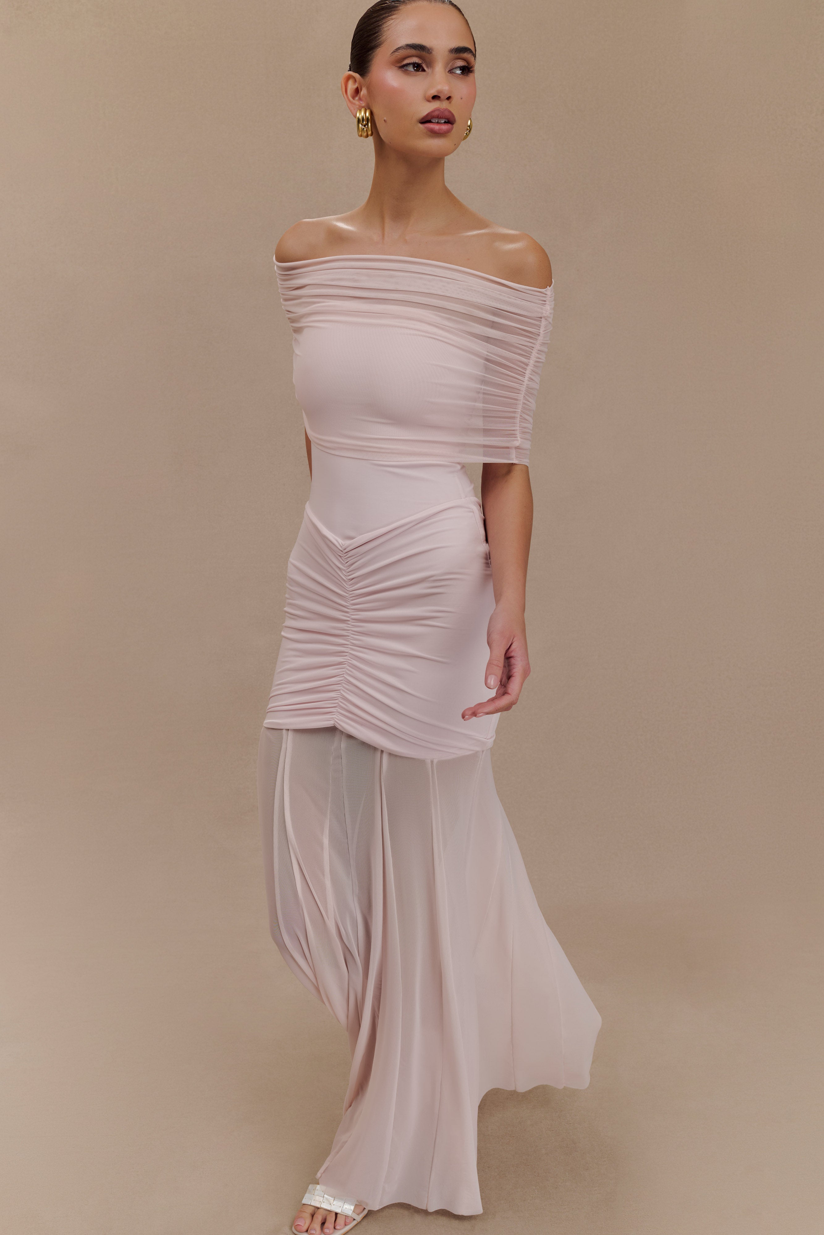 Caspian Slinky And Mesh Off Shoulder Maxi Dress in Pale Pink – Chic&Drifts