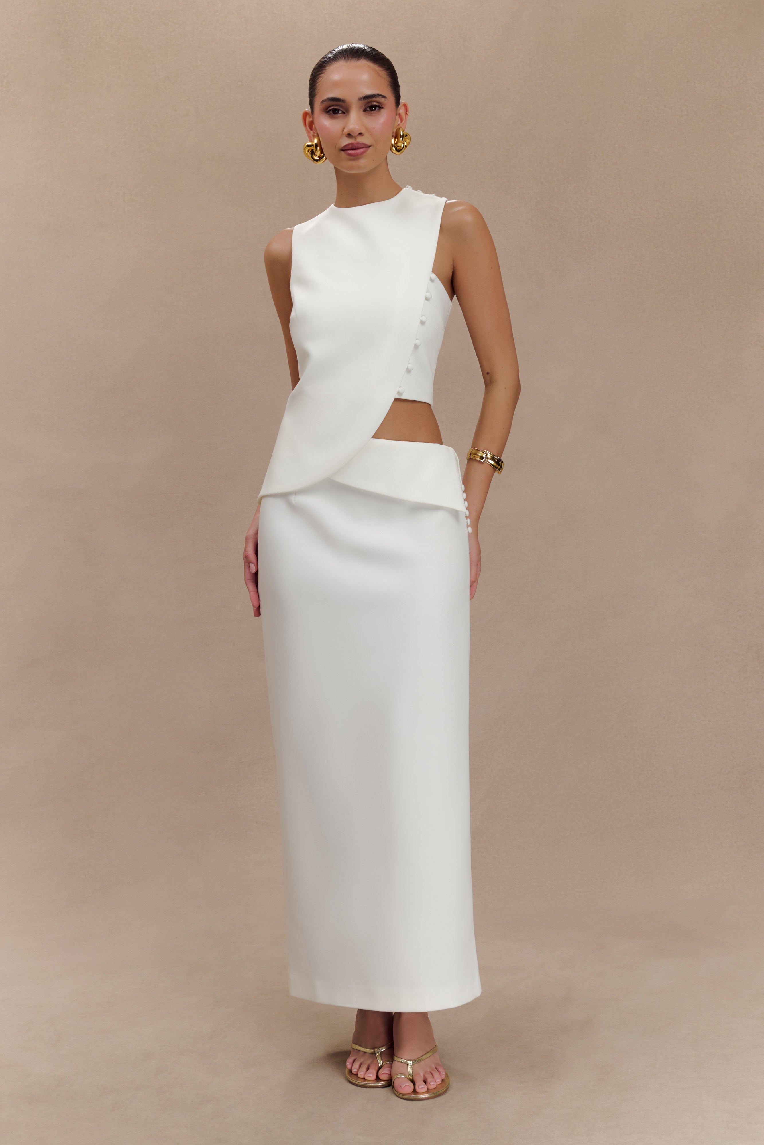 Astrid Suiting Midi Skirt in White – Chic&Drifts
