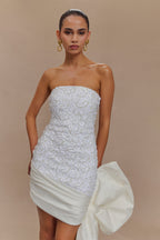 Franka Strapless Bow Mini Dress in White – Chic&Drifts