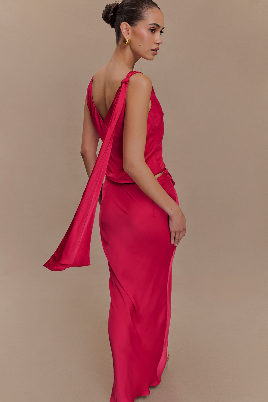 Nicola Satin Asymmetric Maxi Skirt in Pink Cherry – Chic&Drifts