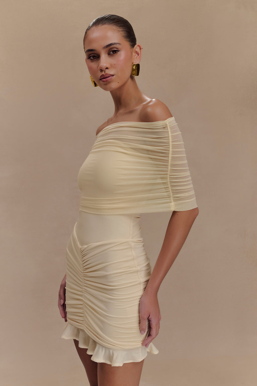 Caspian Slinky And Mesh Off Shoulder Mini Dress in Ivory – Chic&Drifts