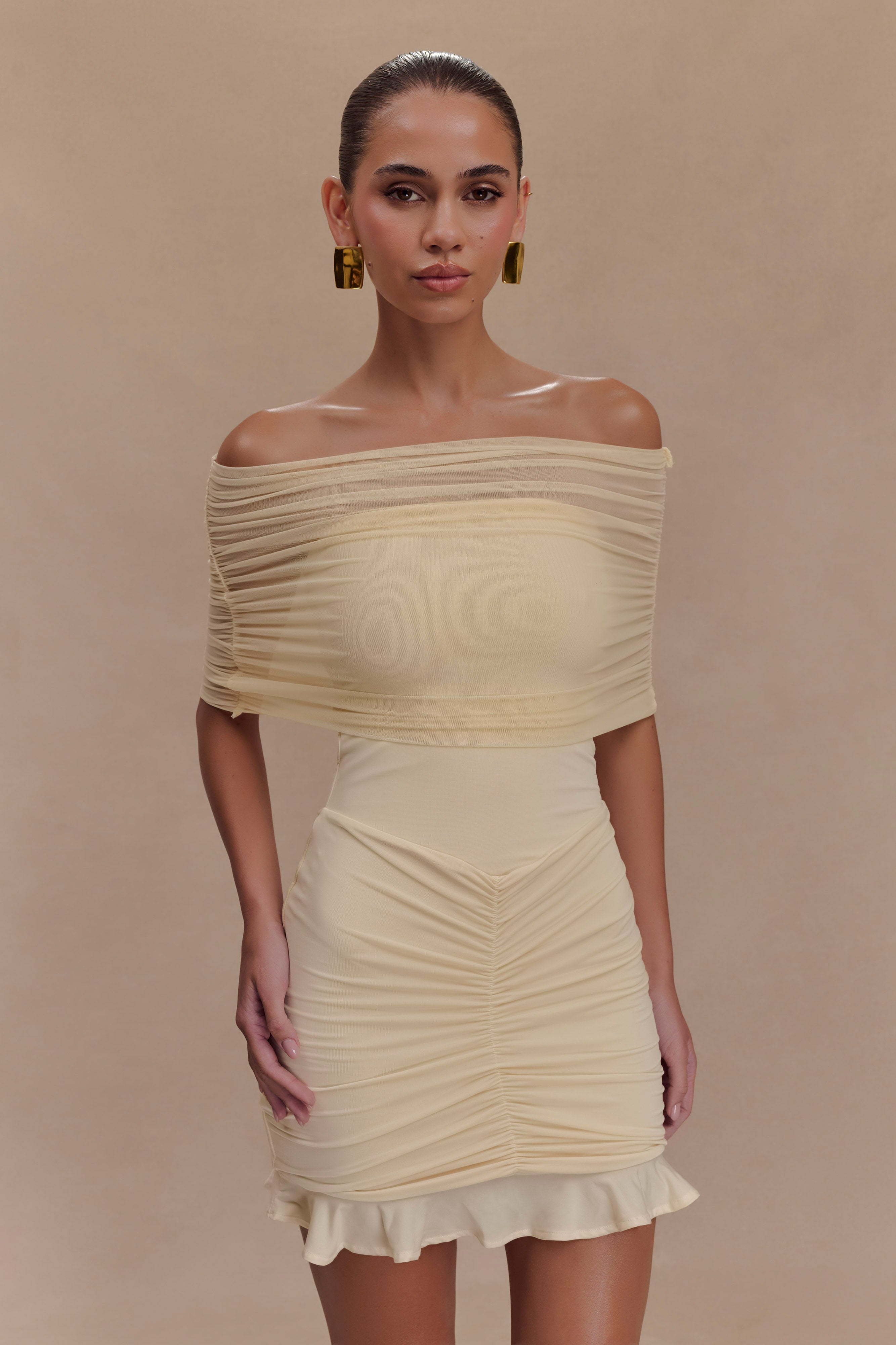 Caspian Slinky And Mesh Off Shoulder Mini Dress in Ivory – Chic&Drifts
