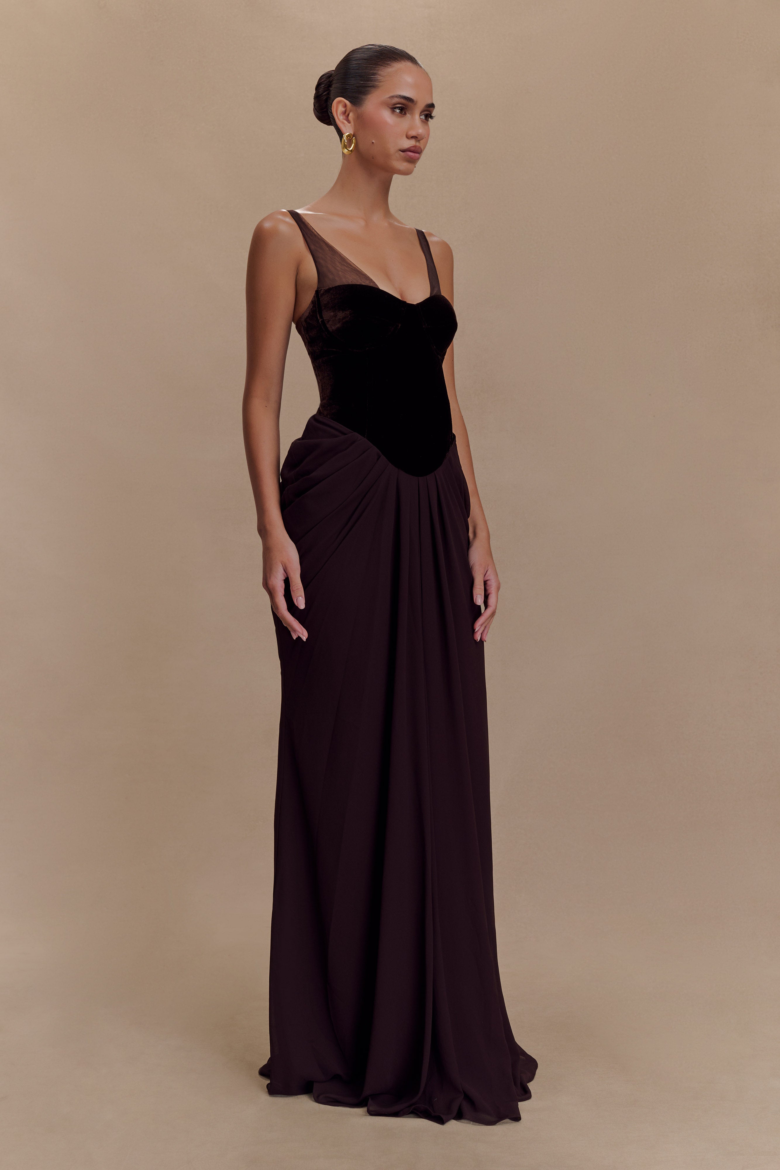 Roxanne Velvet Corset Maxi Dress in Cacao Brown – Chic&Drifts