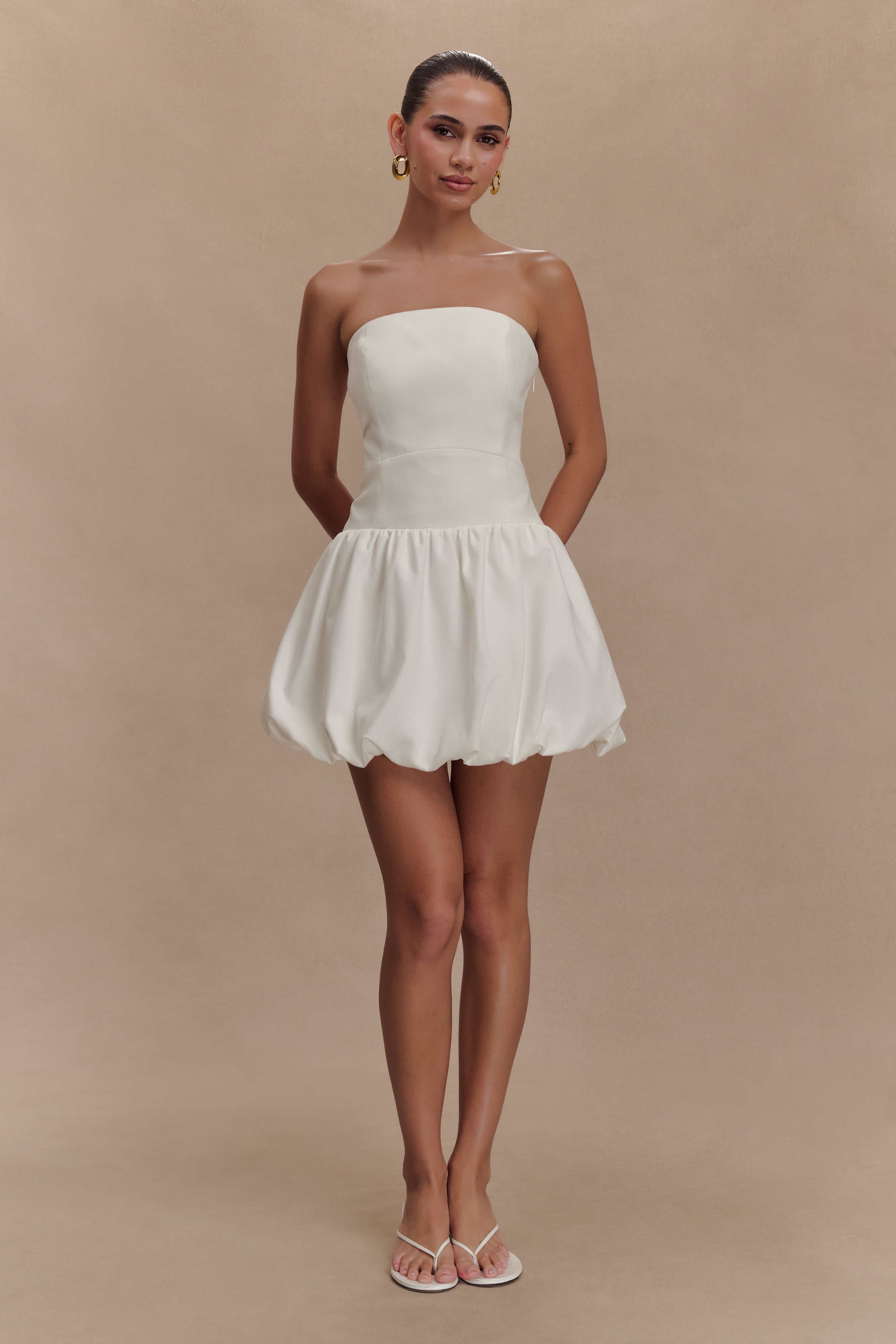 Clementina Strapless Bubble Mini Dress in White – Chic&Drifts
