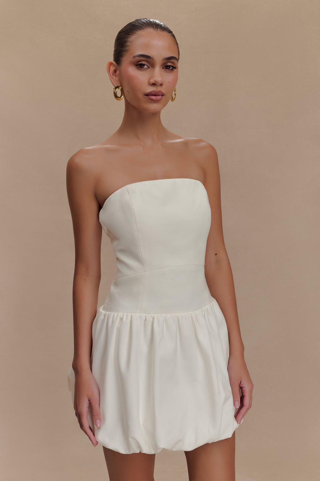 Clementina Strapless Bubble Mini Dress in White – Chic&Drifts