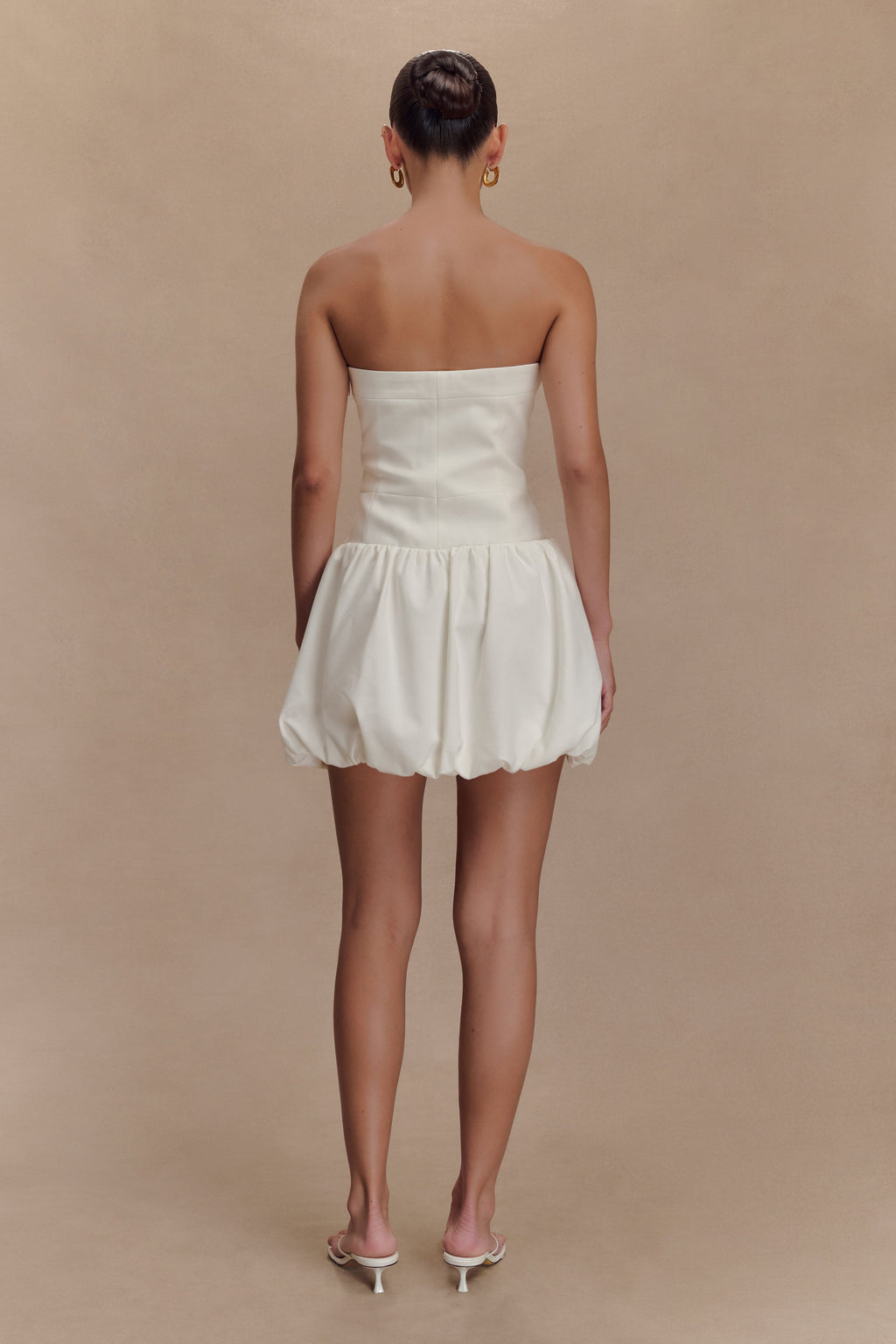Clementina Strapless Bubble Mini Dress in White – Chic&Drifts
