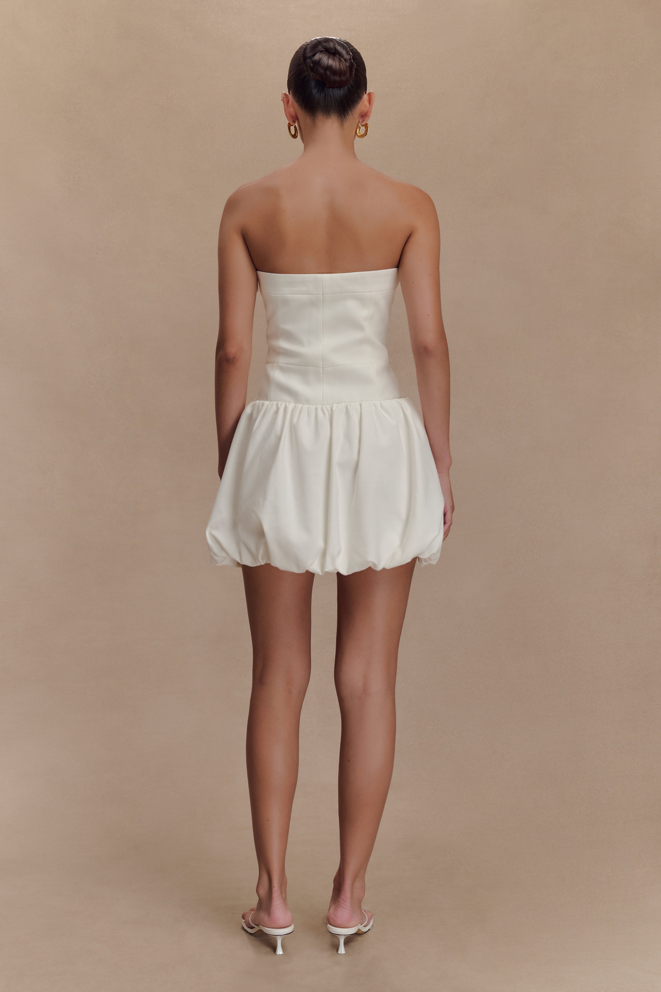 Clementina Strapless Bubble Mini Dress in White – Chic&Drifts