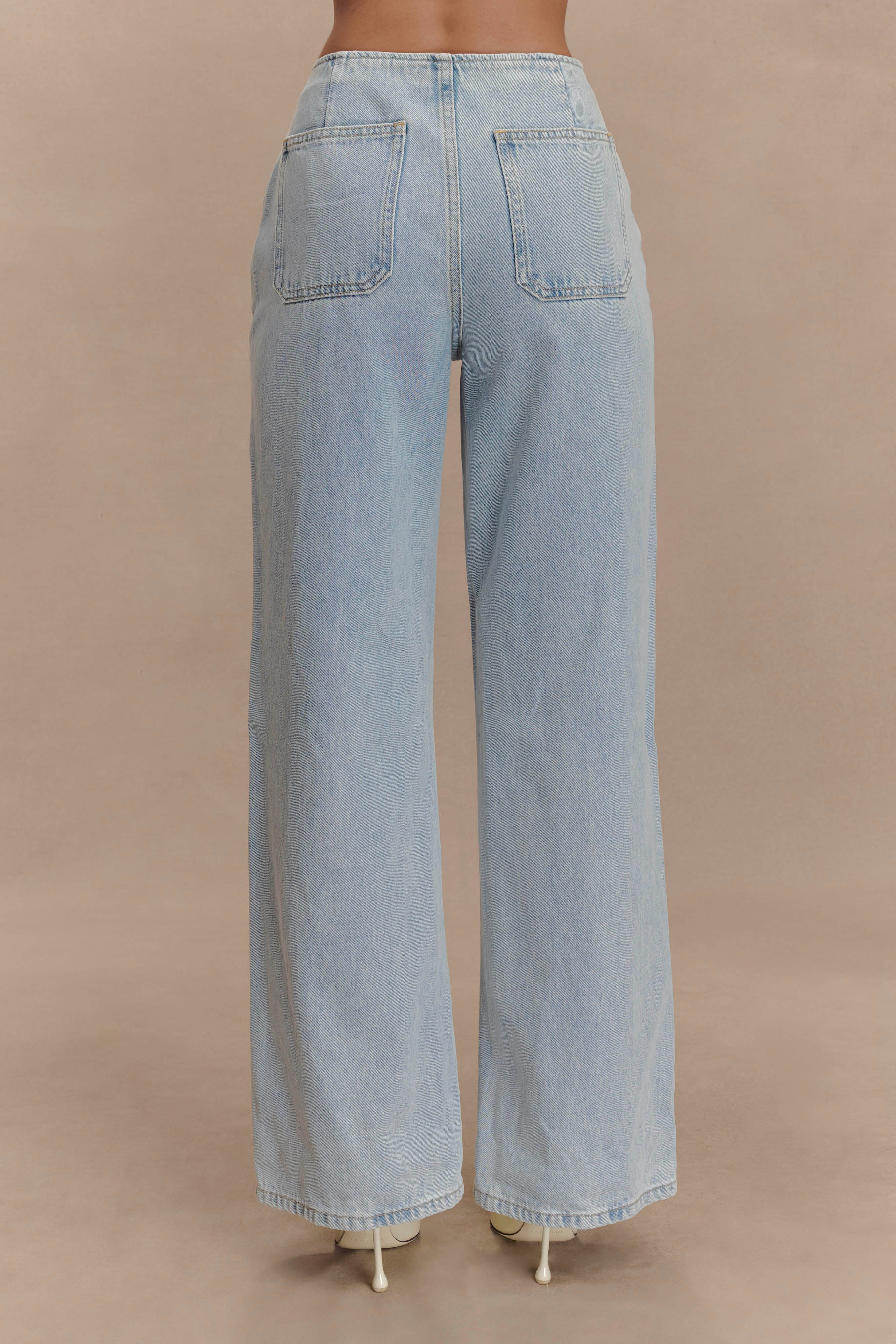 Caitlin Mid Rise Jeans in Light Blue – Chic&Drifts