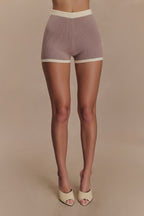 Julianne Contrast Knit Shorts in Pebble/Ivory – Chic&Drifts