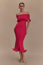 Molly Off Shoulder Knit Midi Dress in Raspberry – Chic&Drifts