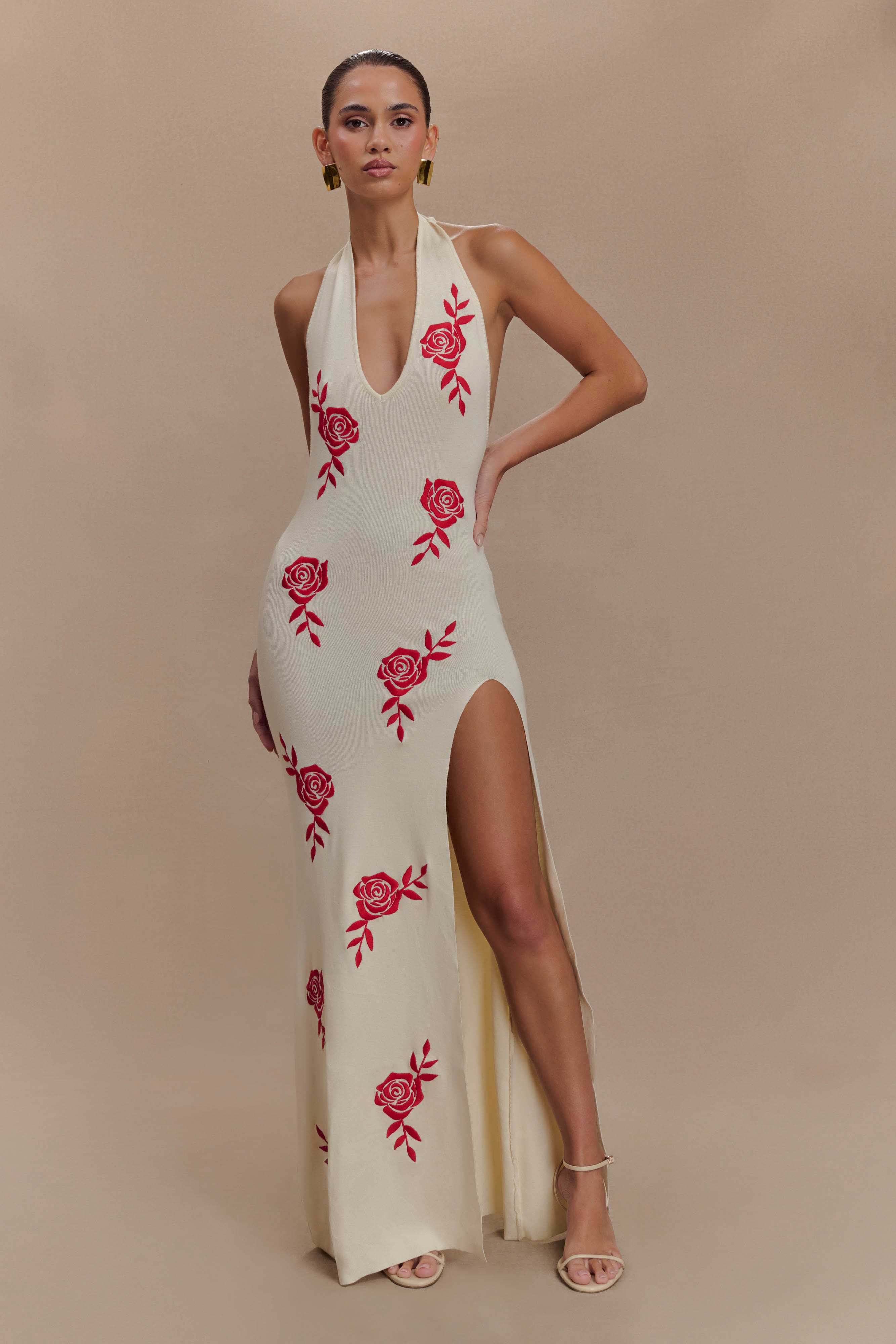 Shiloh Rose Knit Halter Maxi Dress in Ivory – Chic&Drifts