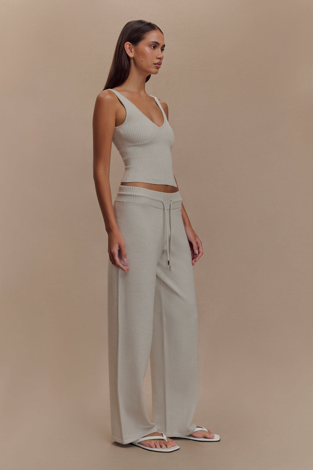 Natalya Ribbed Knit Cami Top in Heather Grey Marle – Chic&Drifts
