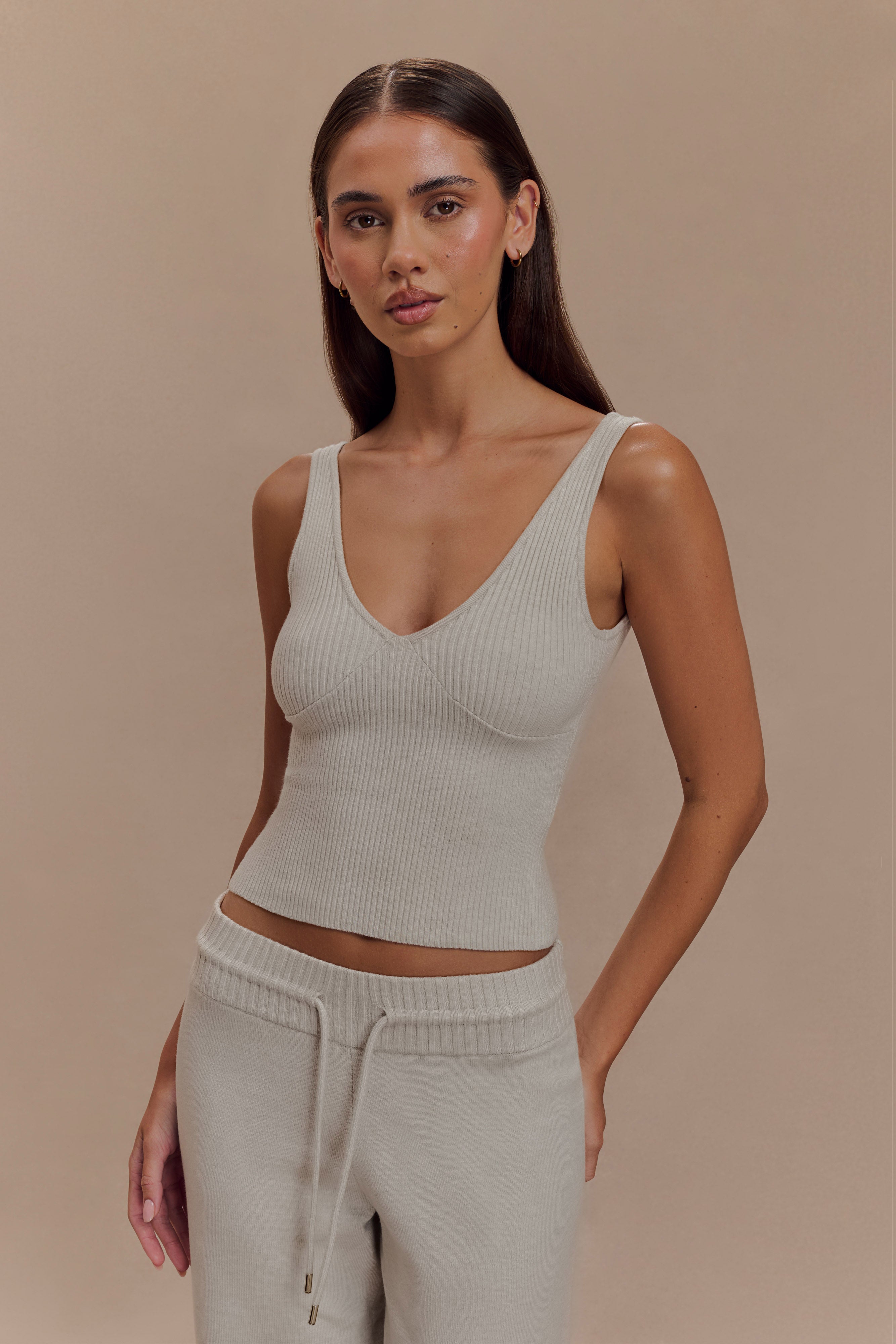 Natalya Ribbed Knit Cami Top in Heather Grey Marle – Chic&Drifts