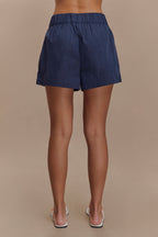 Johanna Cotton Relaxed Shorts in Navy – Chic&Drifts