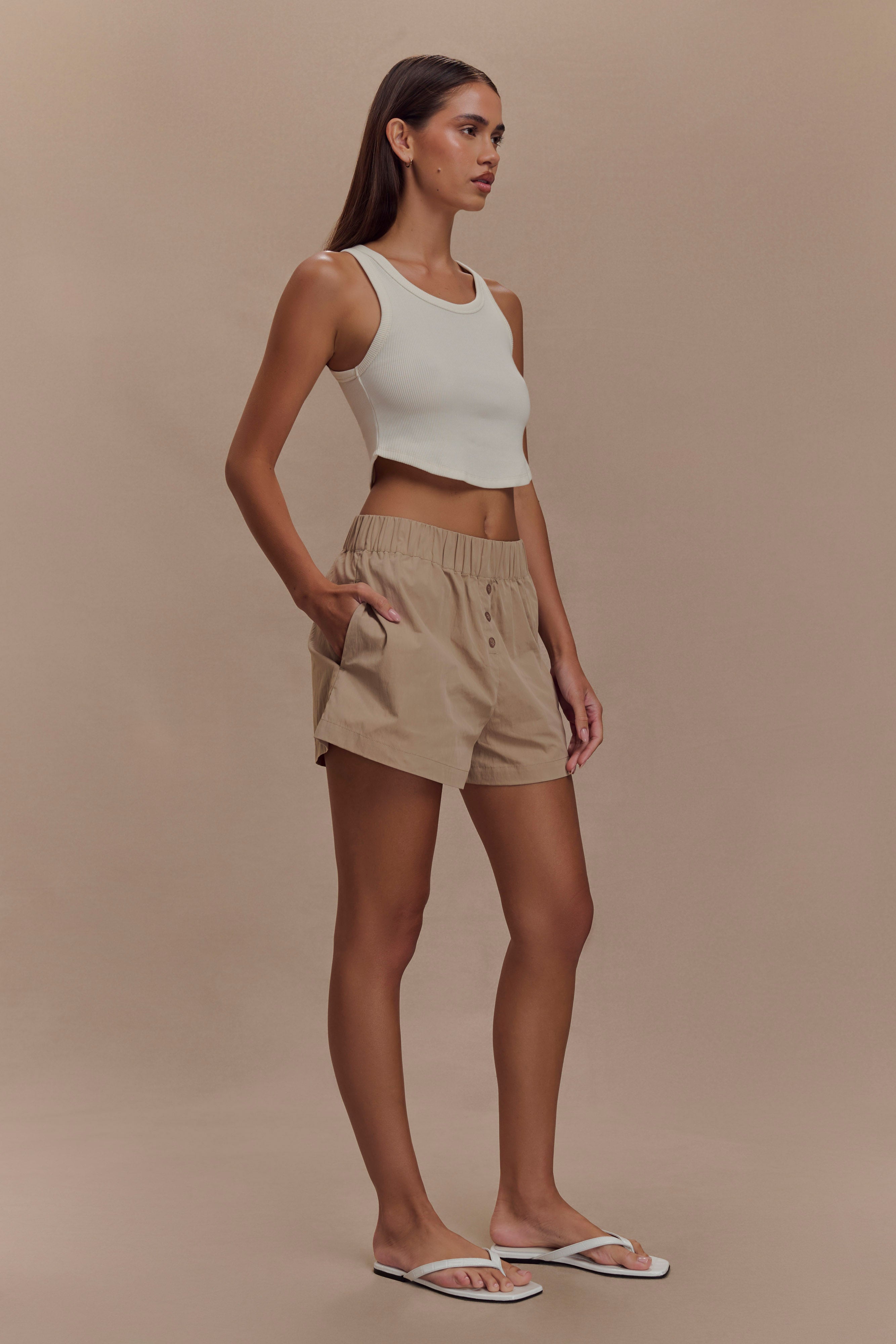 Johanna Cotton Relaxed Shorts in Sand – Chic&Drifts