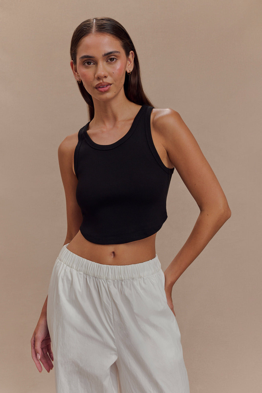 Morgana Ribbed Tank Top in Black – Chic&Drifts