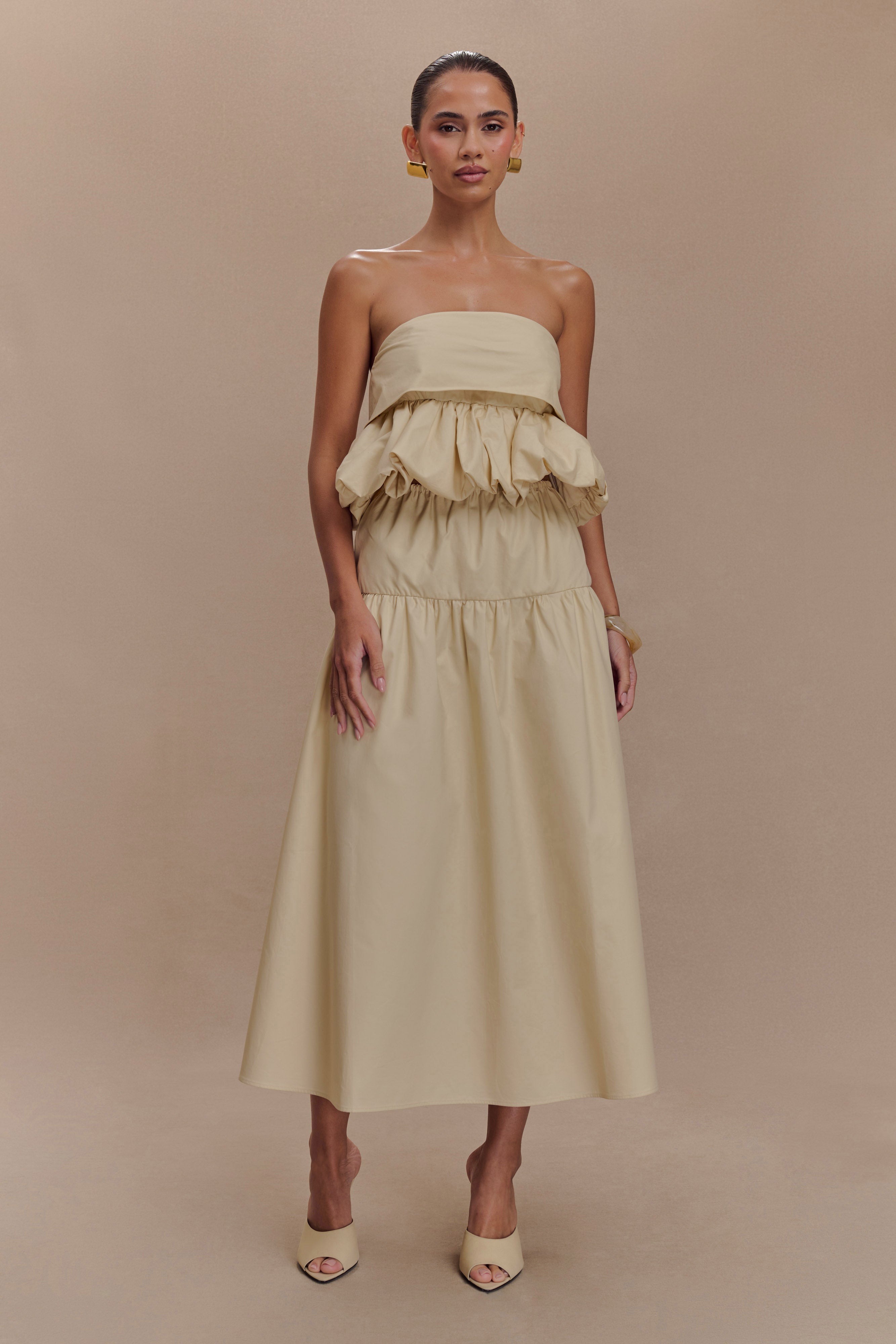 Amirah Midi Skirt in Nude – Chic&Drifts