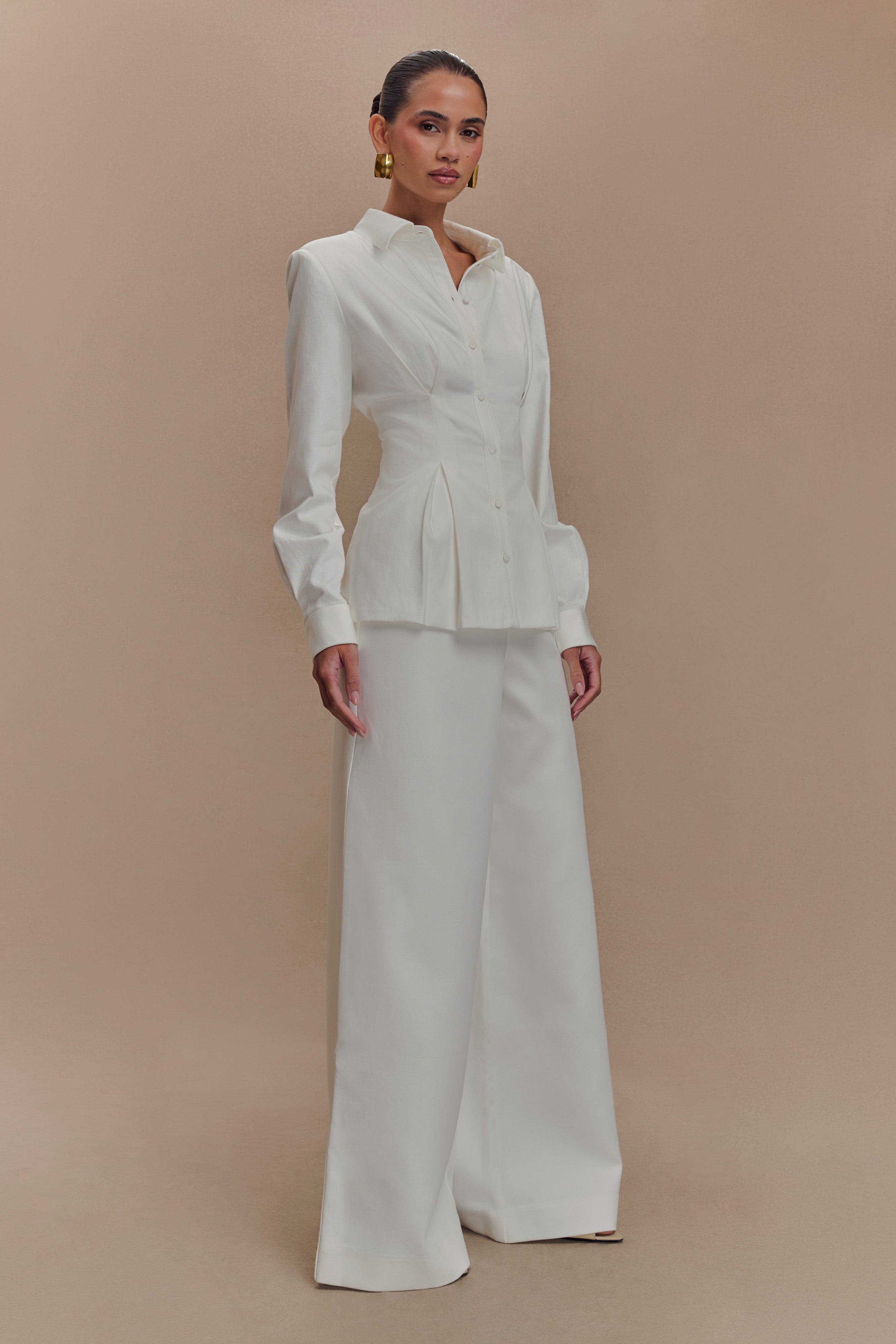 Rhia Oversized Shirt in White – Chic&Drifts