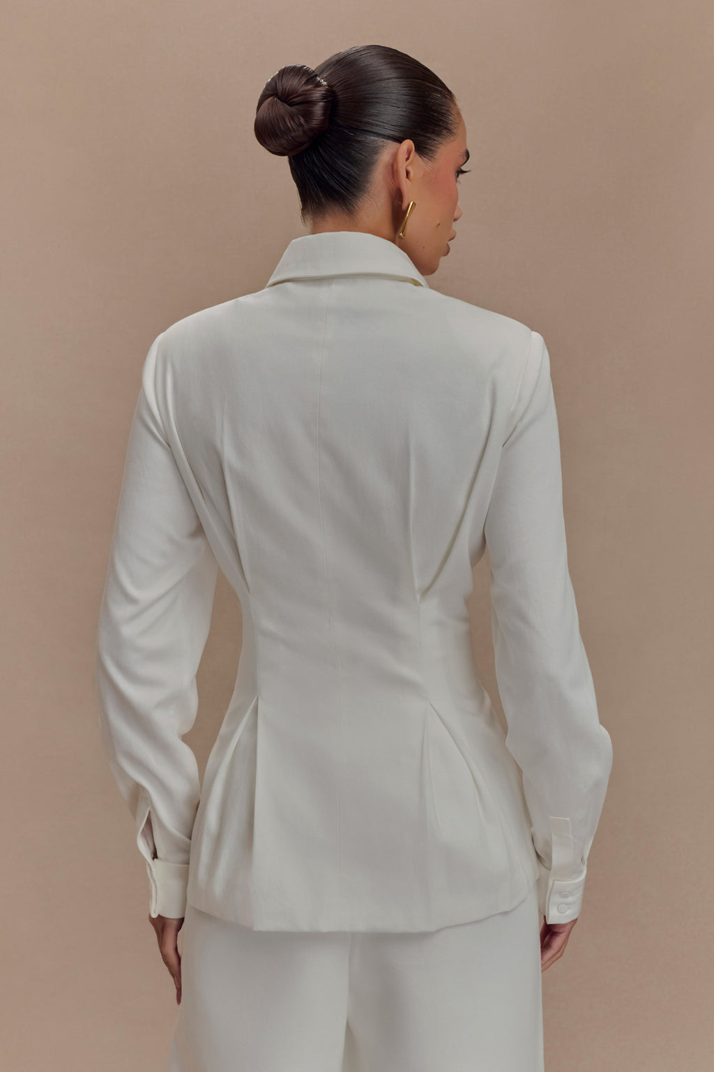 Rhia Oversized Shirt in White – Chic&Drifts