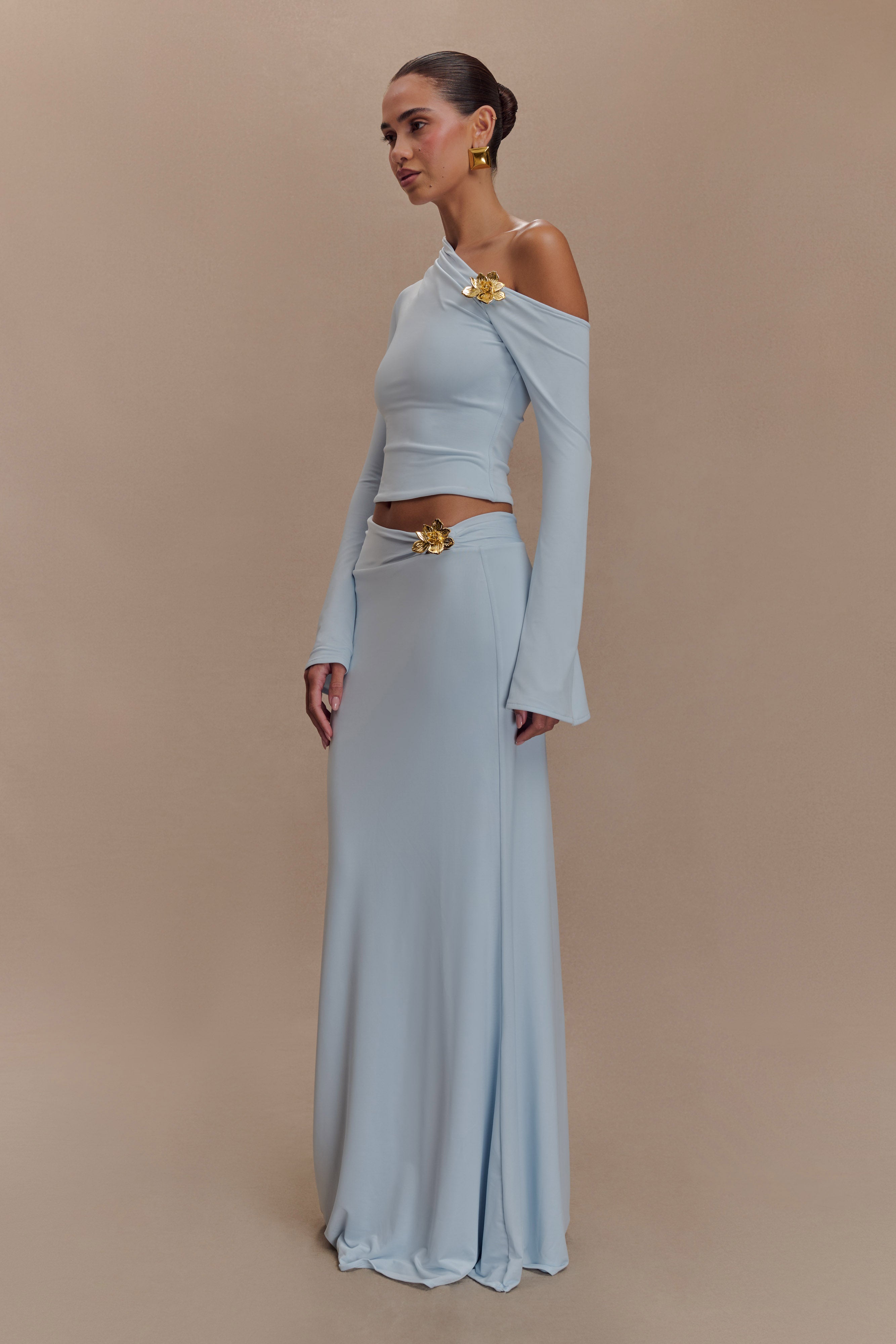 Ainsley Asymmetrical Maxi Skirt With Floral Hardware in Pale Blue – Chic&Drifts