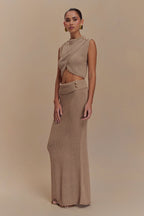 Sloane Knit Maxi Skirt in Latte – Chic&Drifts