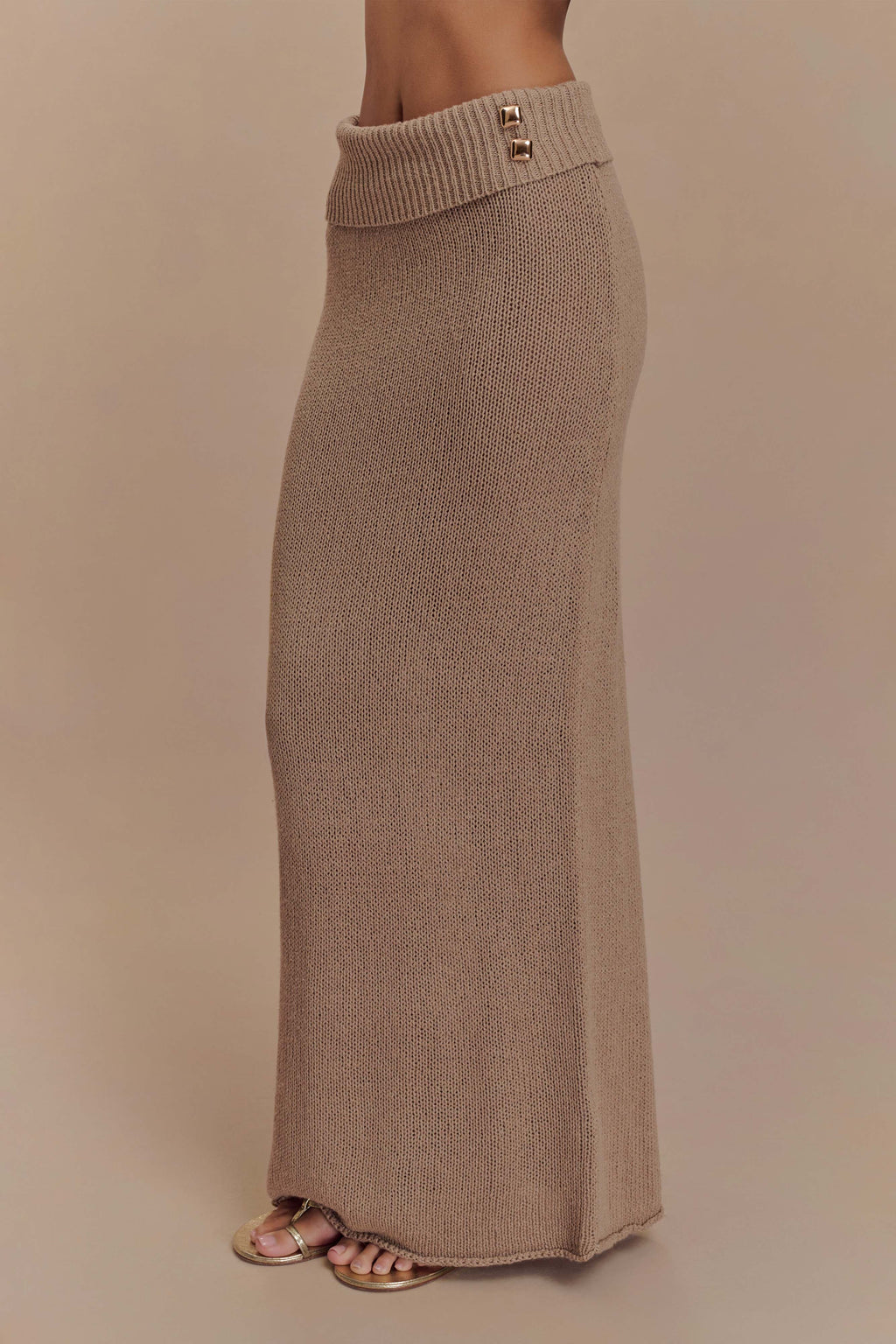 Sloane Knit Maxi Skirt in Latte – Chic&Drifts