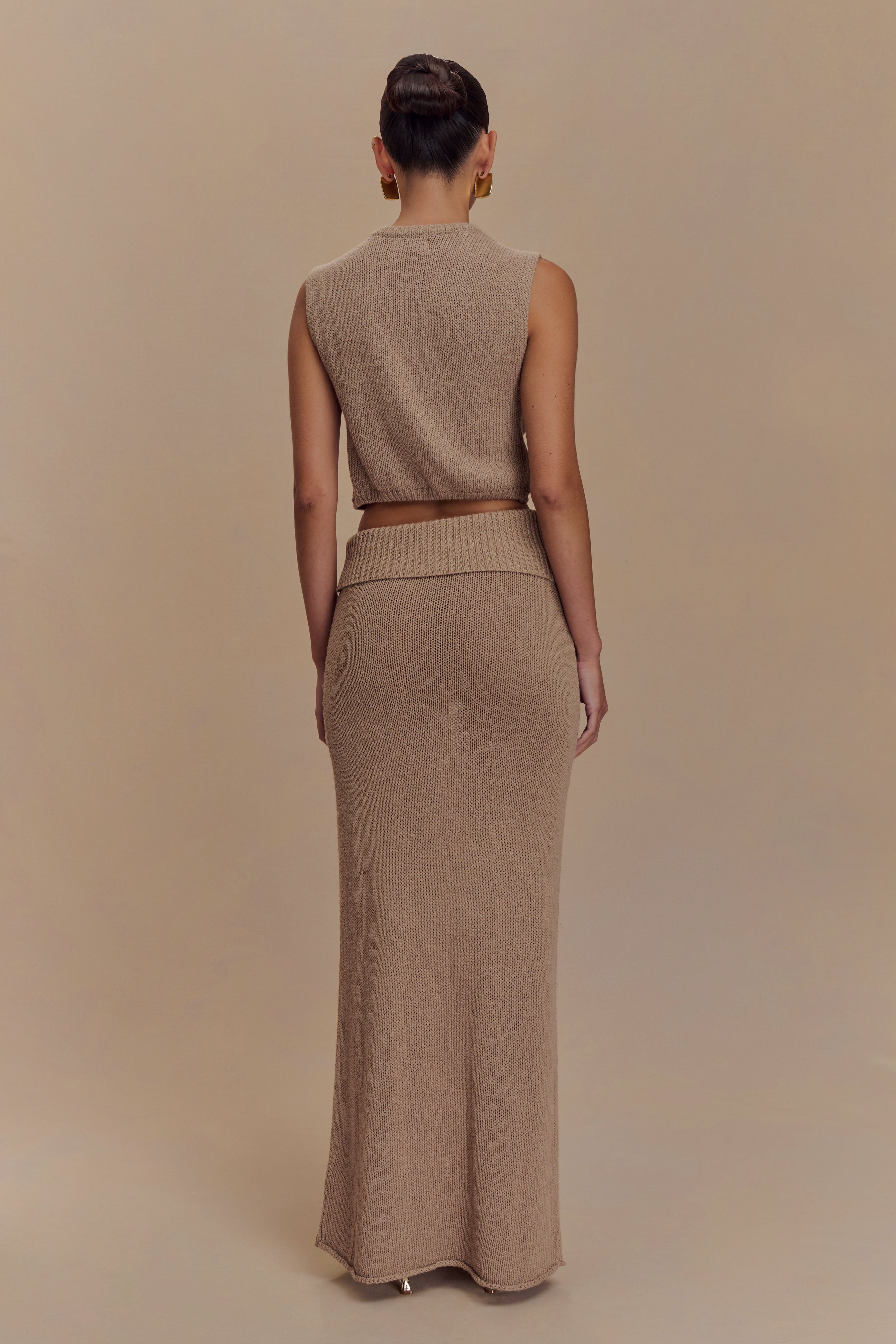 Sloane Knit Maxi Skirt in Latte – Chic&Drifts