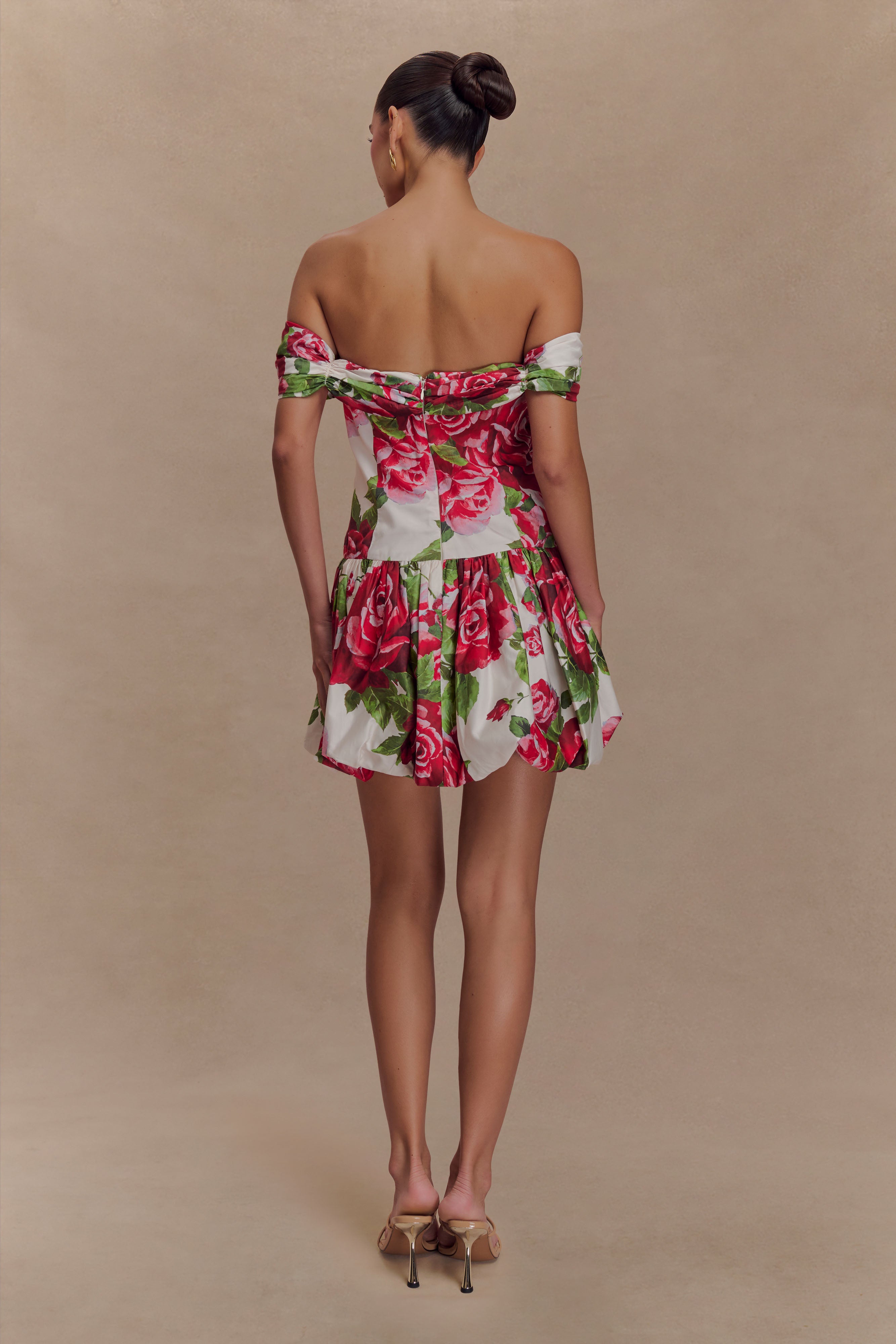 Giovanna Off Shoulder Mini Dress in Sonia Rose Print – Chic&Drifts