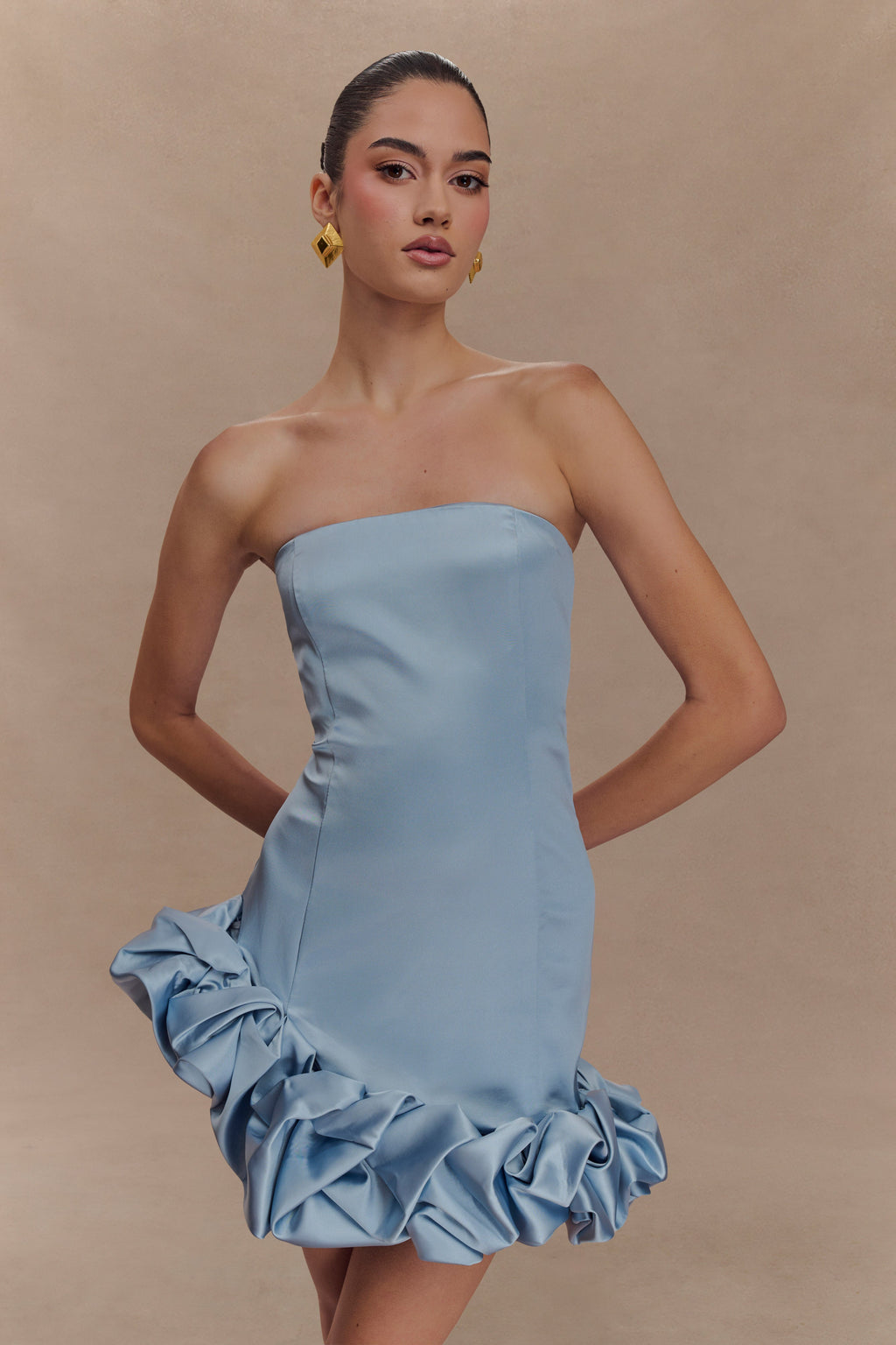 Alba Bubble Mini Dress in Cornflower Blue – Chic&Drifts
