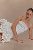 Alba Bubble Mini Dress in White – Chic&Drifts