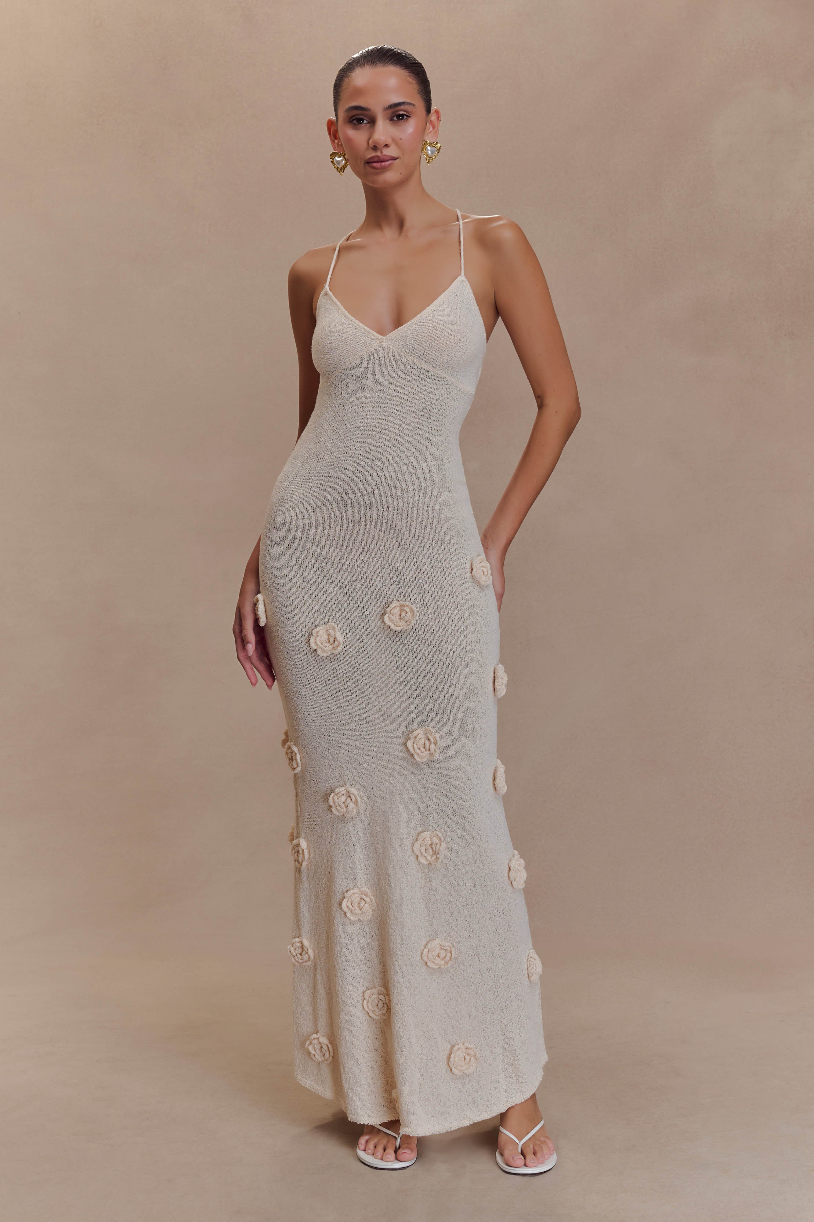 Suki Knit Maxi Dress With Flowers in Nude – Chic&Drifts
