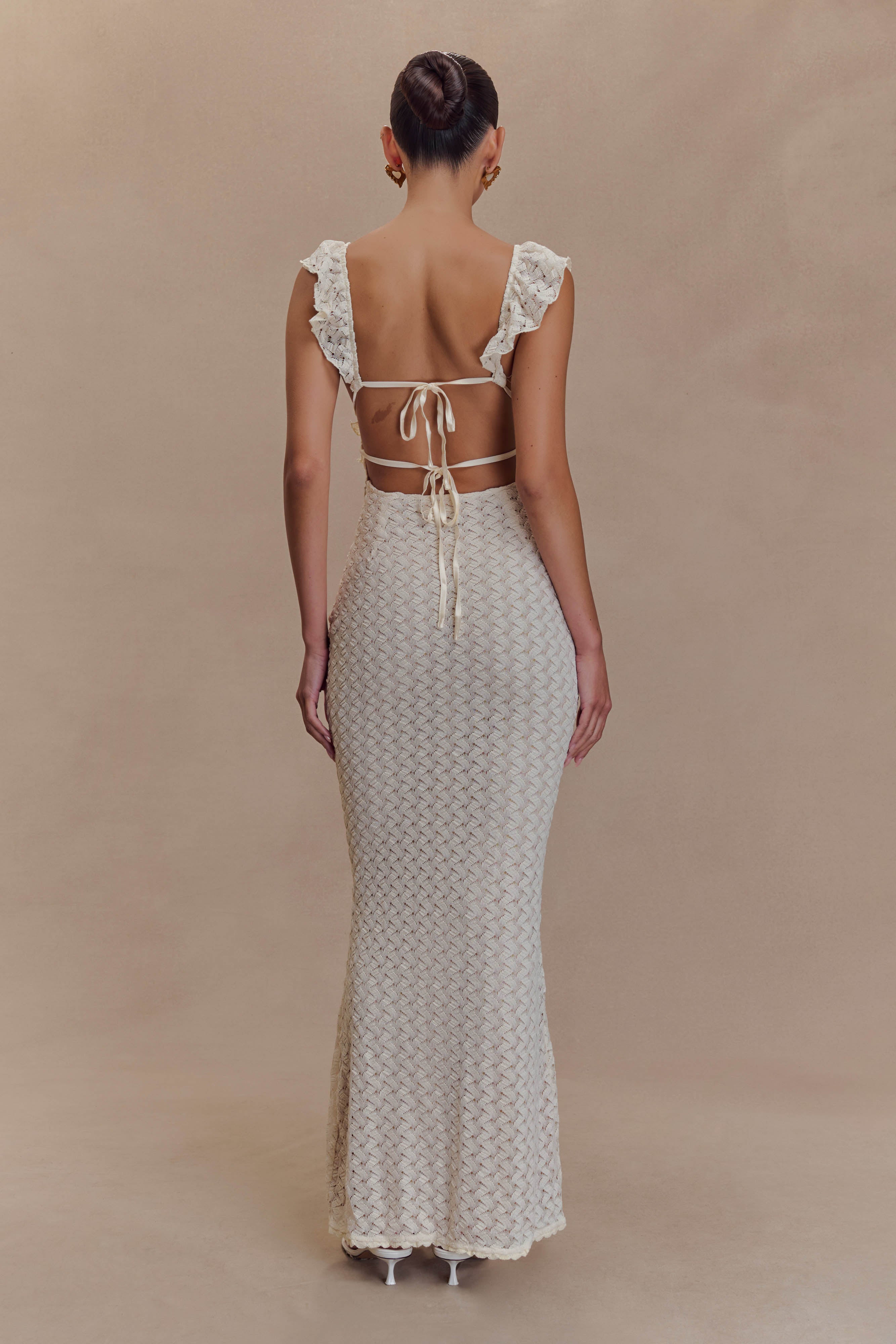 Ezra Lace Maxi Dress in Ivory – Chic&Drifts