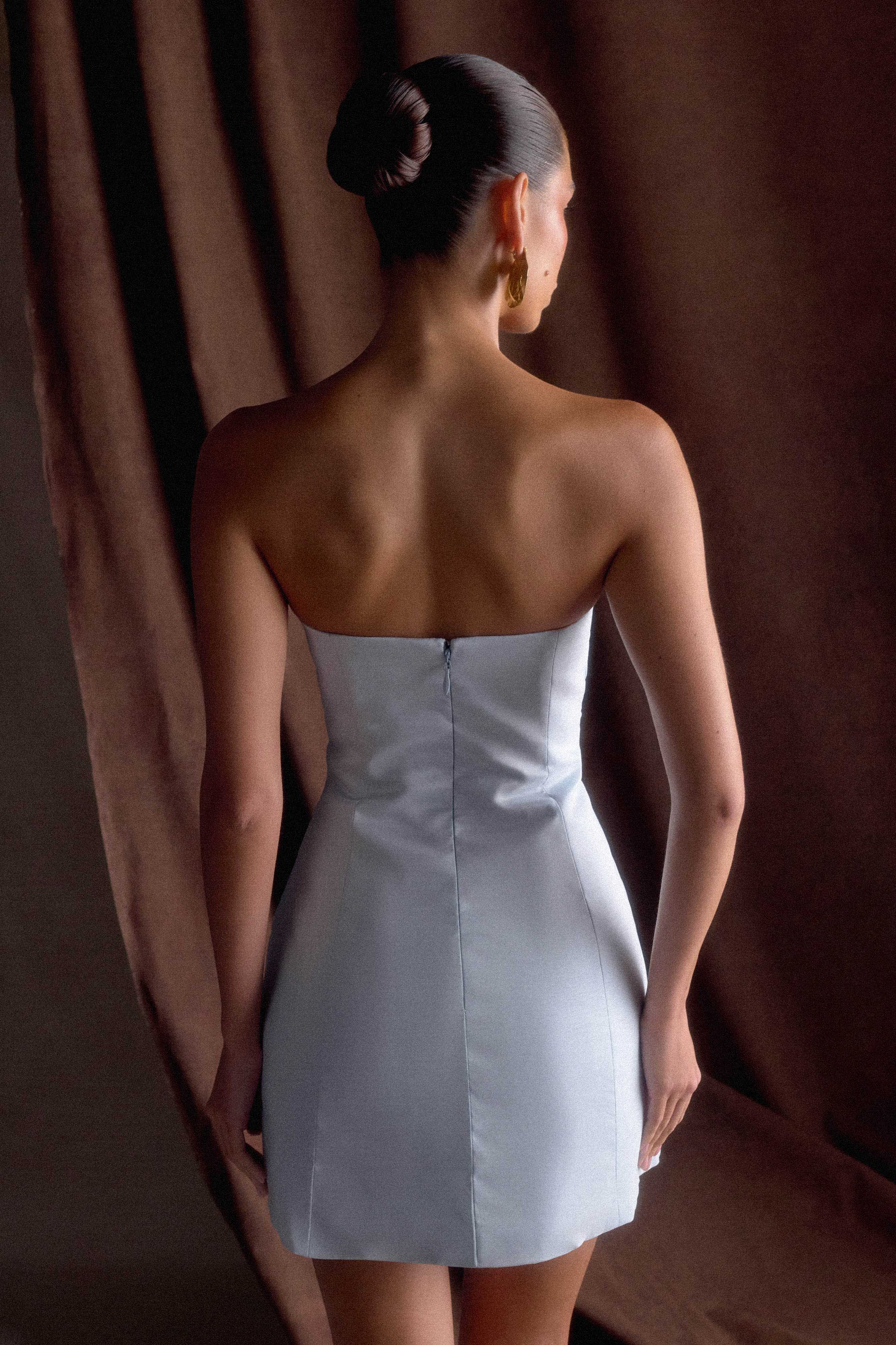 Leslie Gathered Taffeta Mini Dress in Frosted Blue – Chic&Drifts