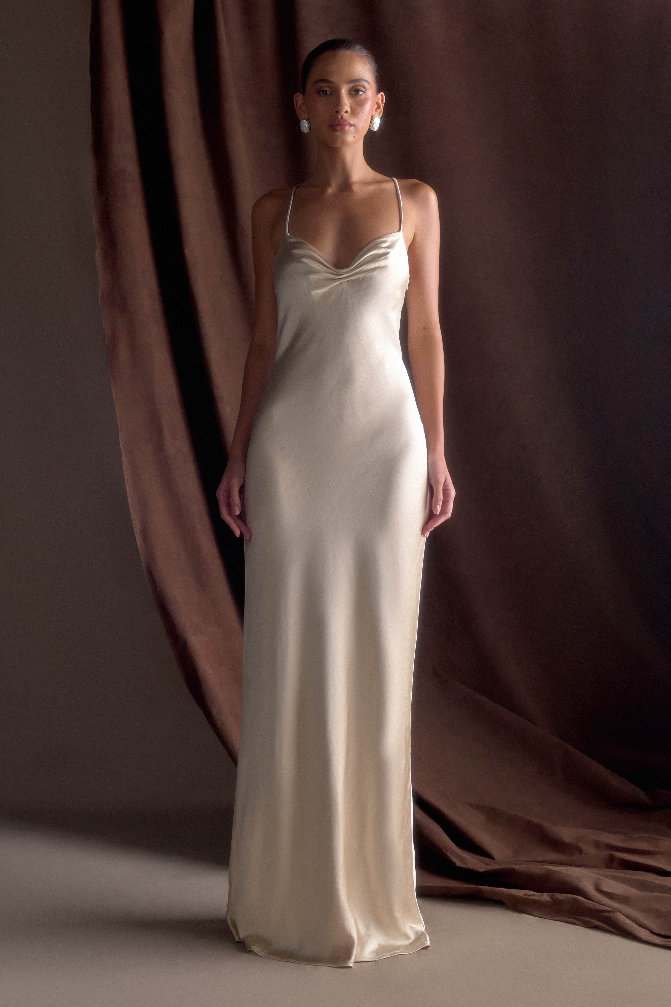Lilly Sweetheart Satin Maxi Dress in Blush Gold – Chic&Drifts